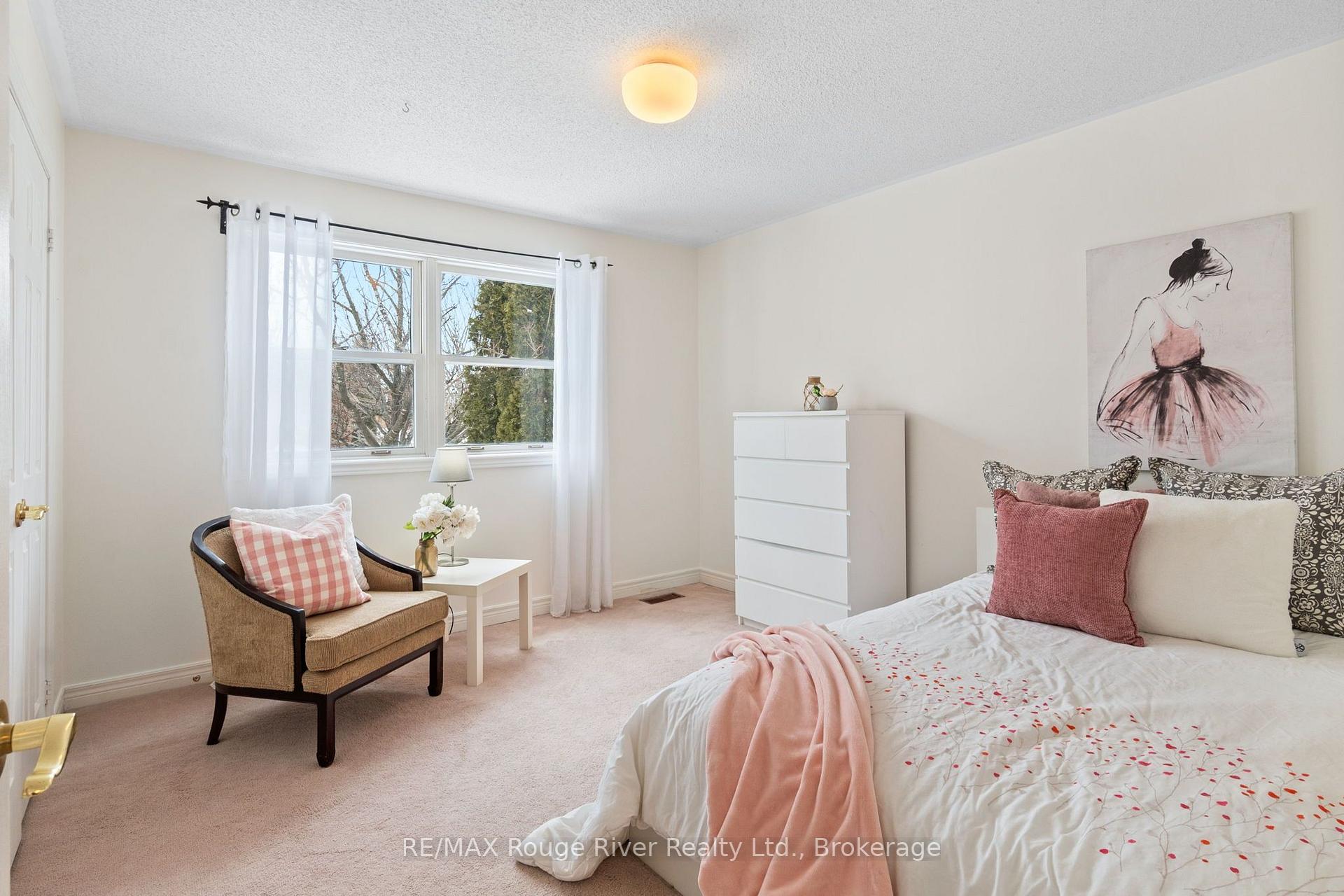 Photo 32 of 3 Gibson Place, Port Hope — HOMEH