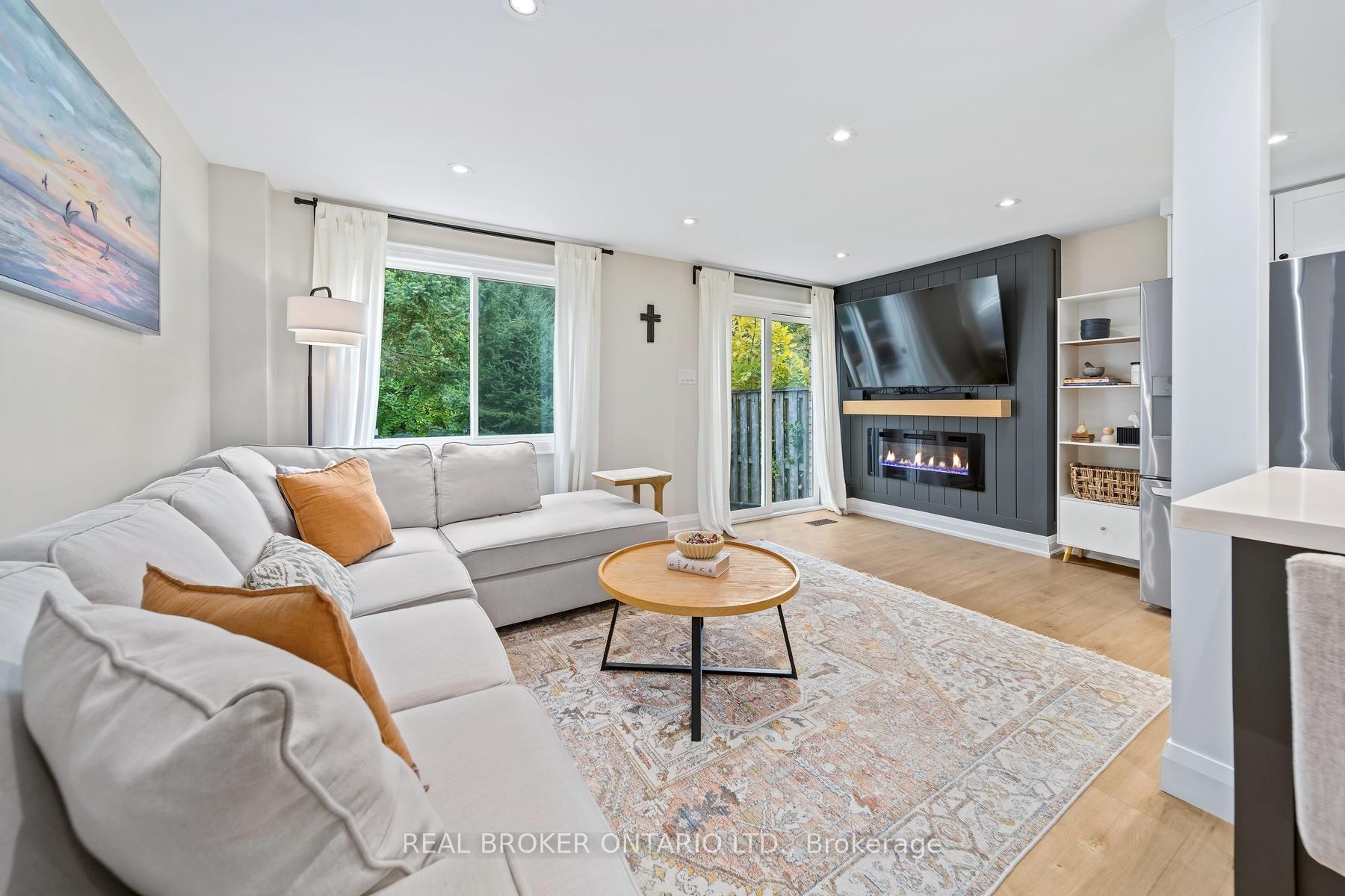 Photo 4 of 56 Danville Avenue, Halton Hills, Acton — HOMEH