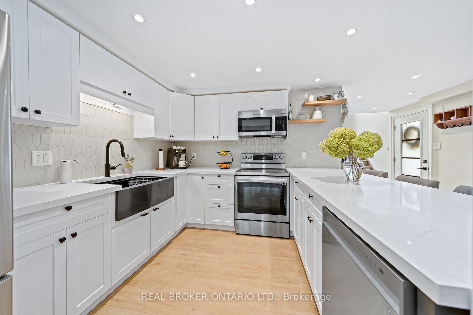 Photo 8 of 56 Danville Avenue, Halton Hills, Acton — HOMEH
