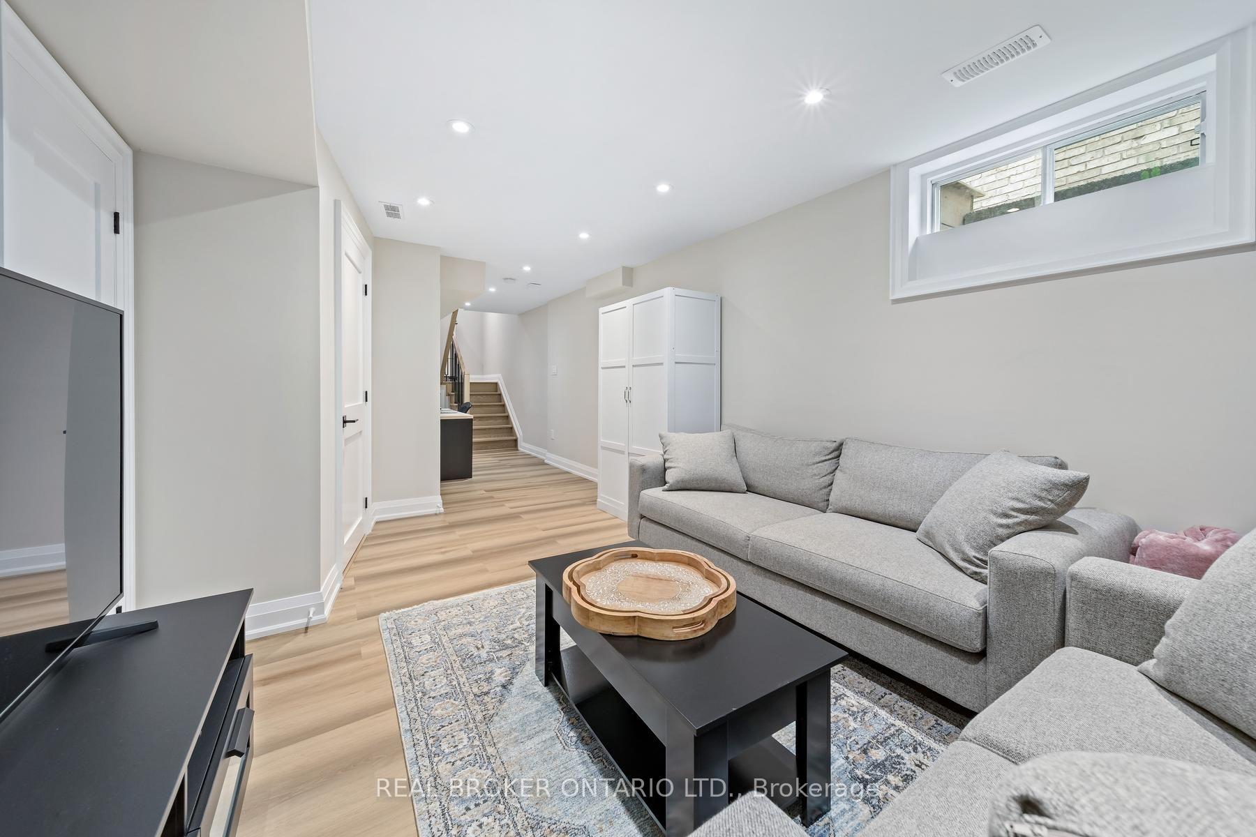 Photo 18 of 56 Danville Avenue, Halton Hills, Acton — HOMEH