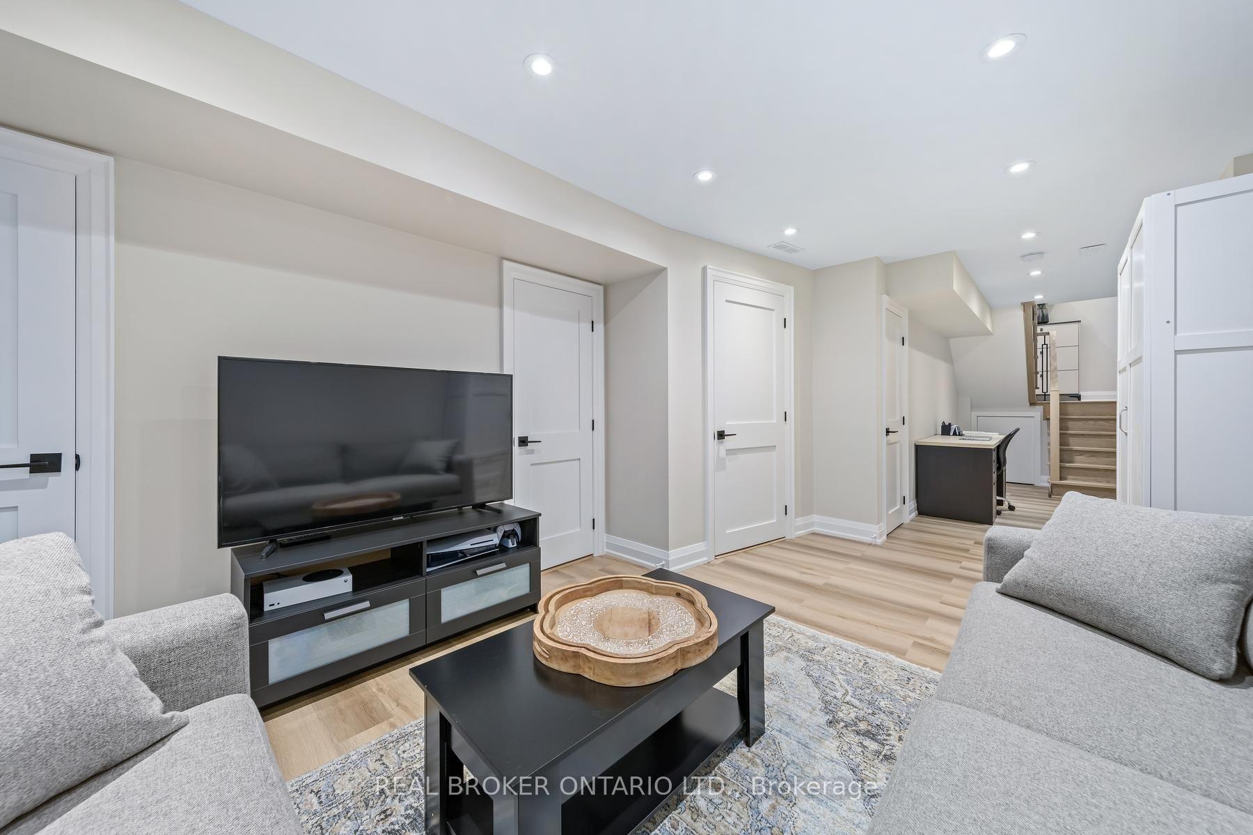 Photo 21 of 56 Danville Avenue, Halton Hills, Acton — HOMEH