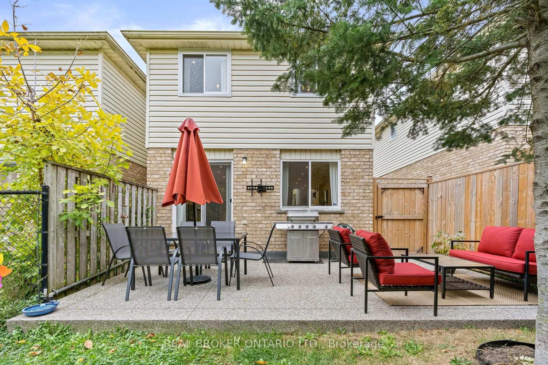 Photo 27 of 56 Danville Avenue, Halton Hills, Acton — HOMEH
