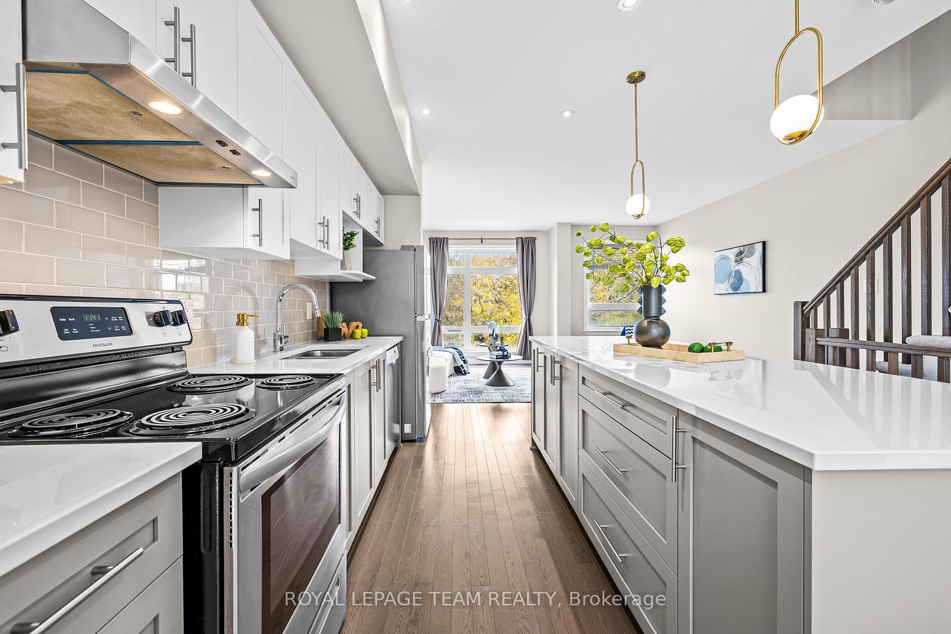 Photo 10 of 422 Tralee Road, Ottawa, Barrhaven - Longfields — HOMEH