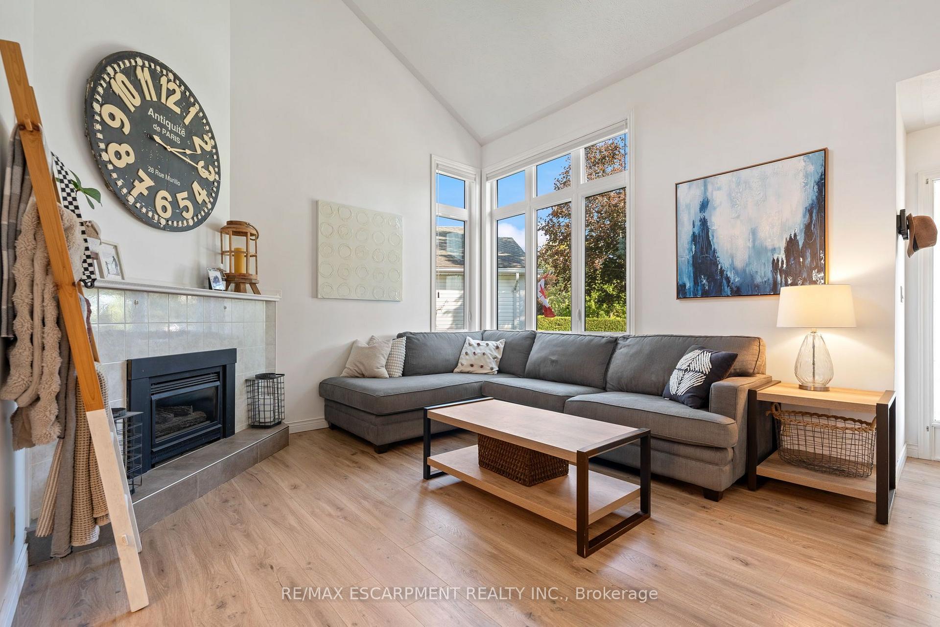 Photo 5 of 29 Leslie Avenue, Norfolk, Port Dover — HOMEH