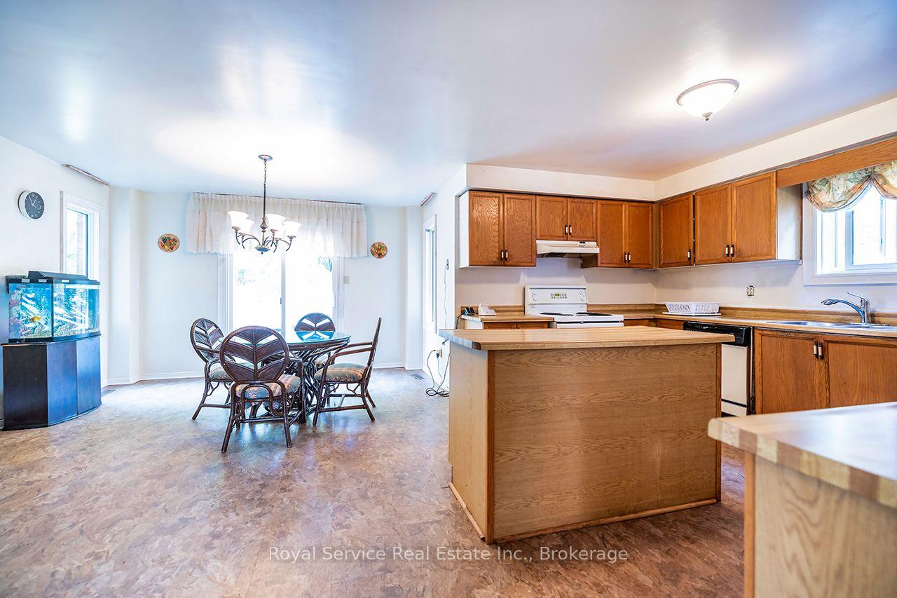Photo 11 of 516 Palmtree Crescent, Oshawa, Eastdale — HOMEH