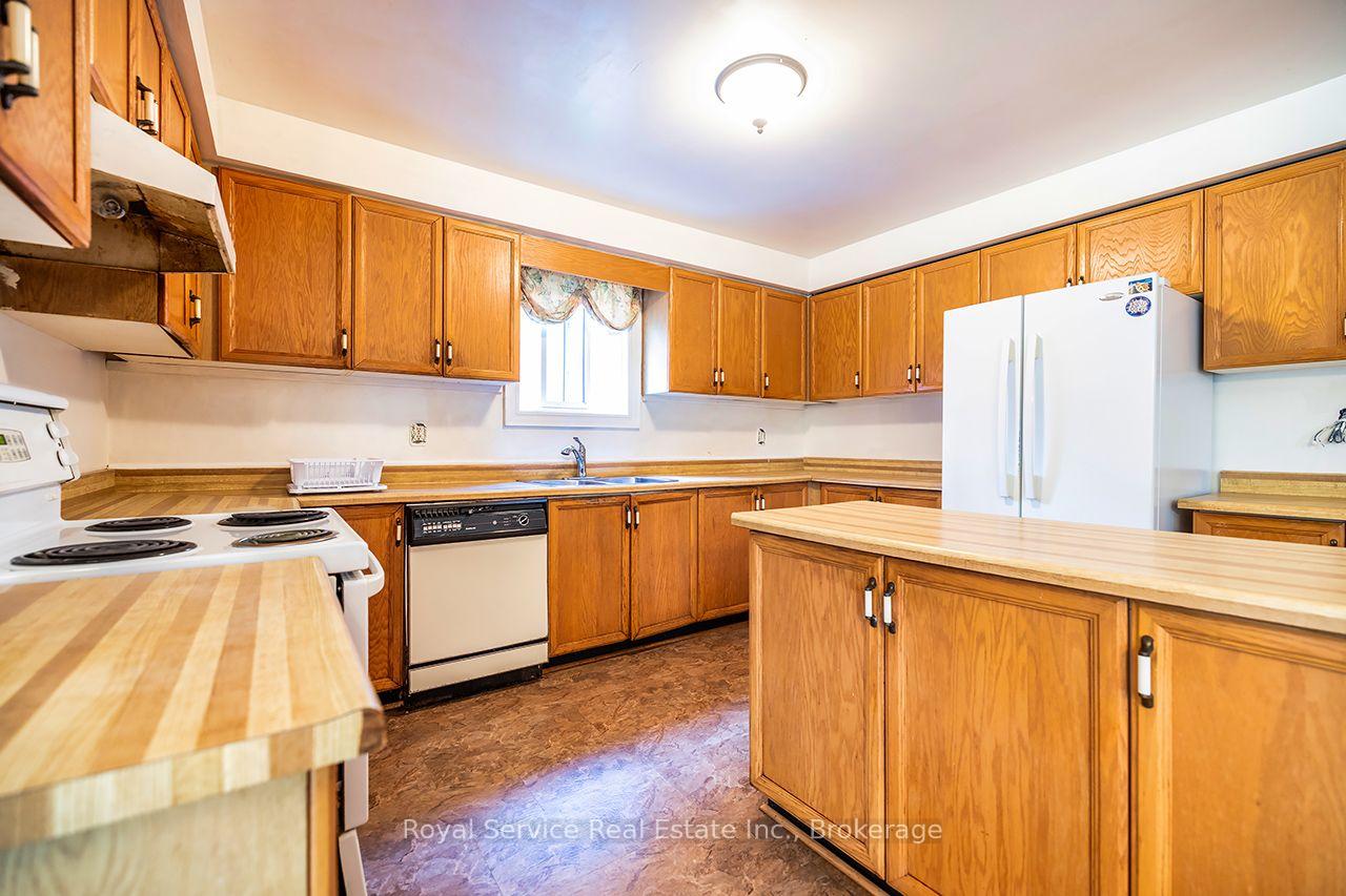 Photo 13 of 516 Palmtree Crescent, Oshawa, Eastdale — HOMEH