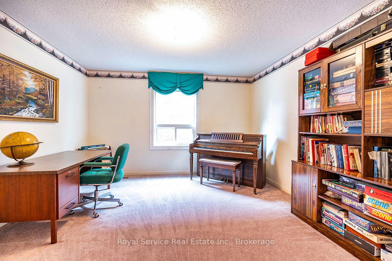 Photo 23 of 516 Palmtree Crescent, Oshawa, Eastdale — HOMEH