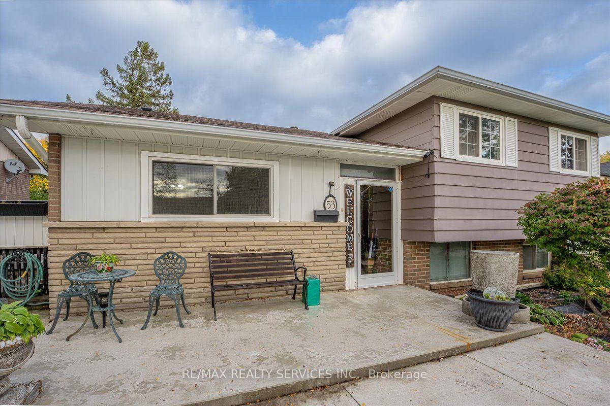 Photo 5 of 53 Windermere Court, Brampton, Northwood Park — HOMEH