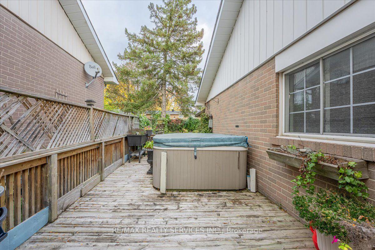 Photo 32 of 53 Windermere Court, Brampton, Northwood Park — HOMEH