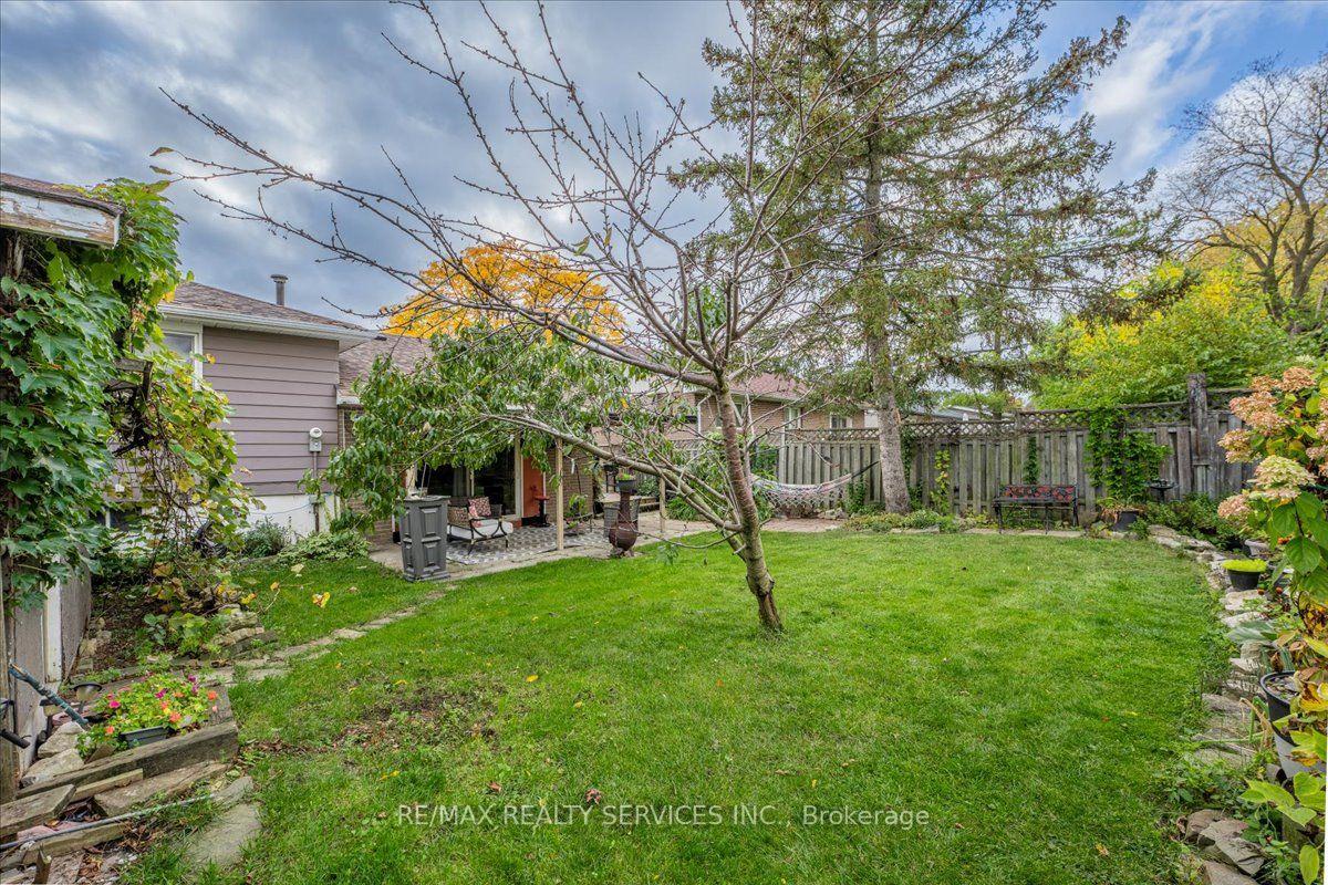 Photo 37 of 53 Windermere Court, Brampton, Northwood Park — HOMEH