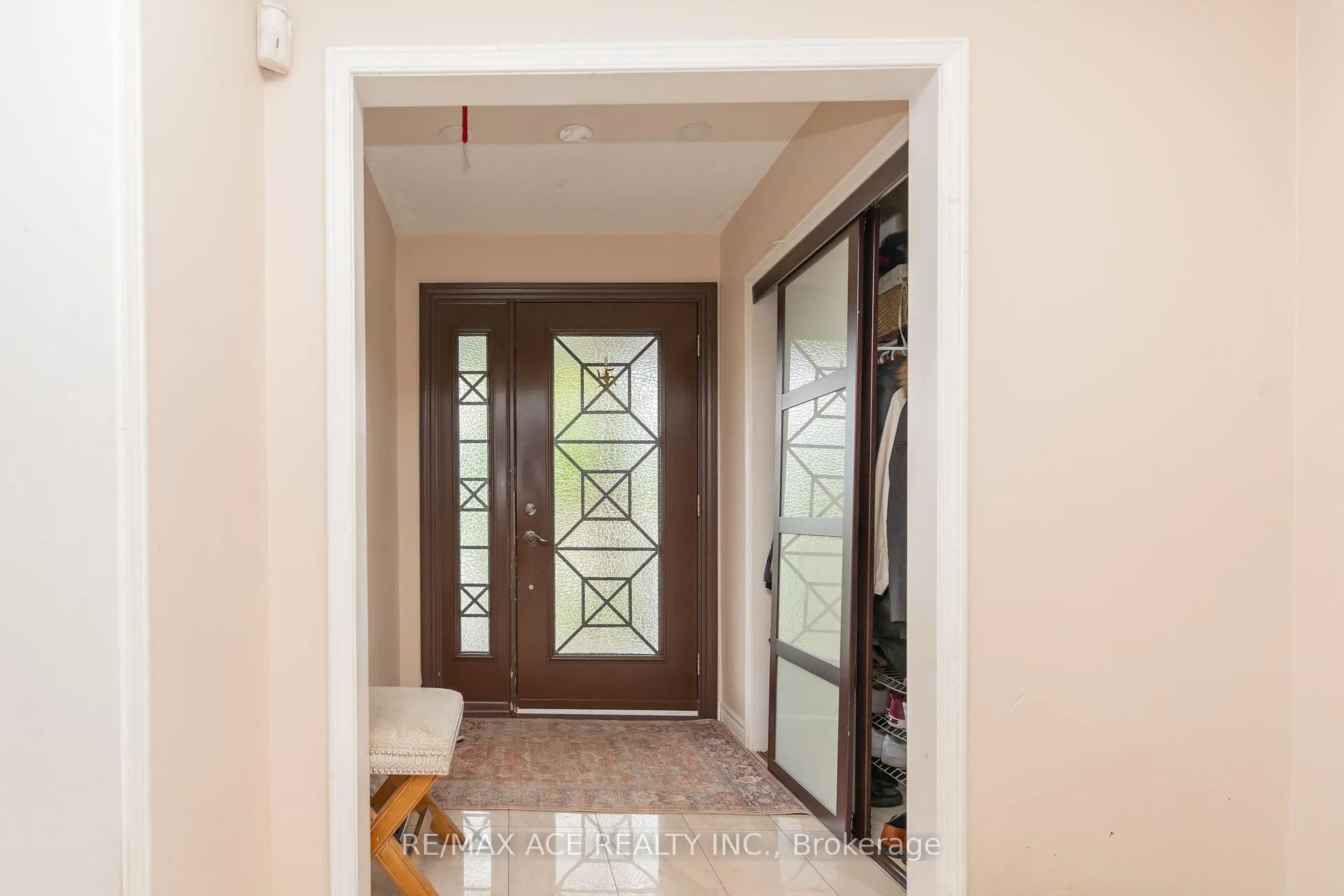 Photo 5 of 38 Pottery Crescent, Brampton, Northgate — HOMEH