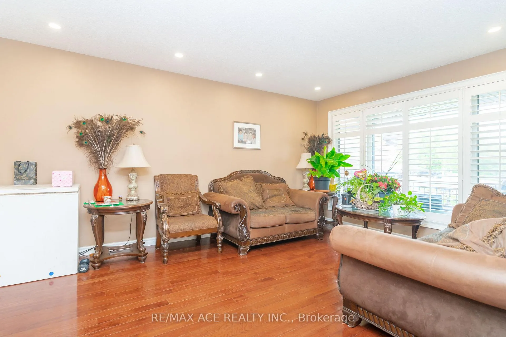 Photo 6 of 38 Pottery Crescent, Brampton, Northgate — HOMEH