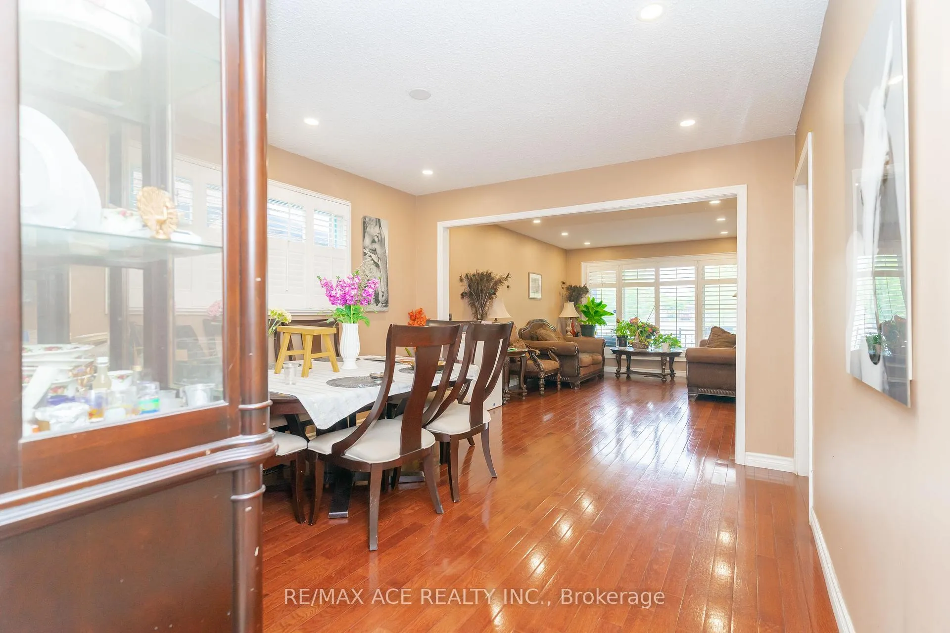 Photo 10 of 38 Pottery Crescent, Brampton, Northgate — HOMEH