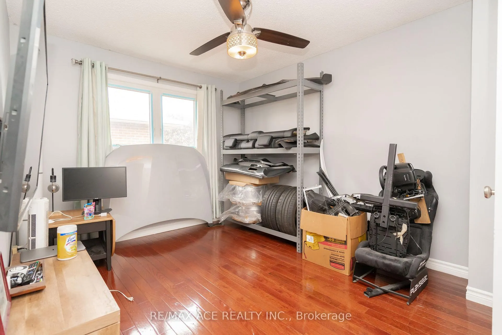 Photo 33 of 38 Pottery Crescent, Brampton, Northgate — HOMEH