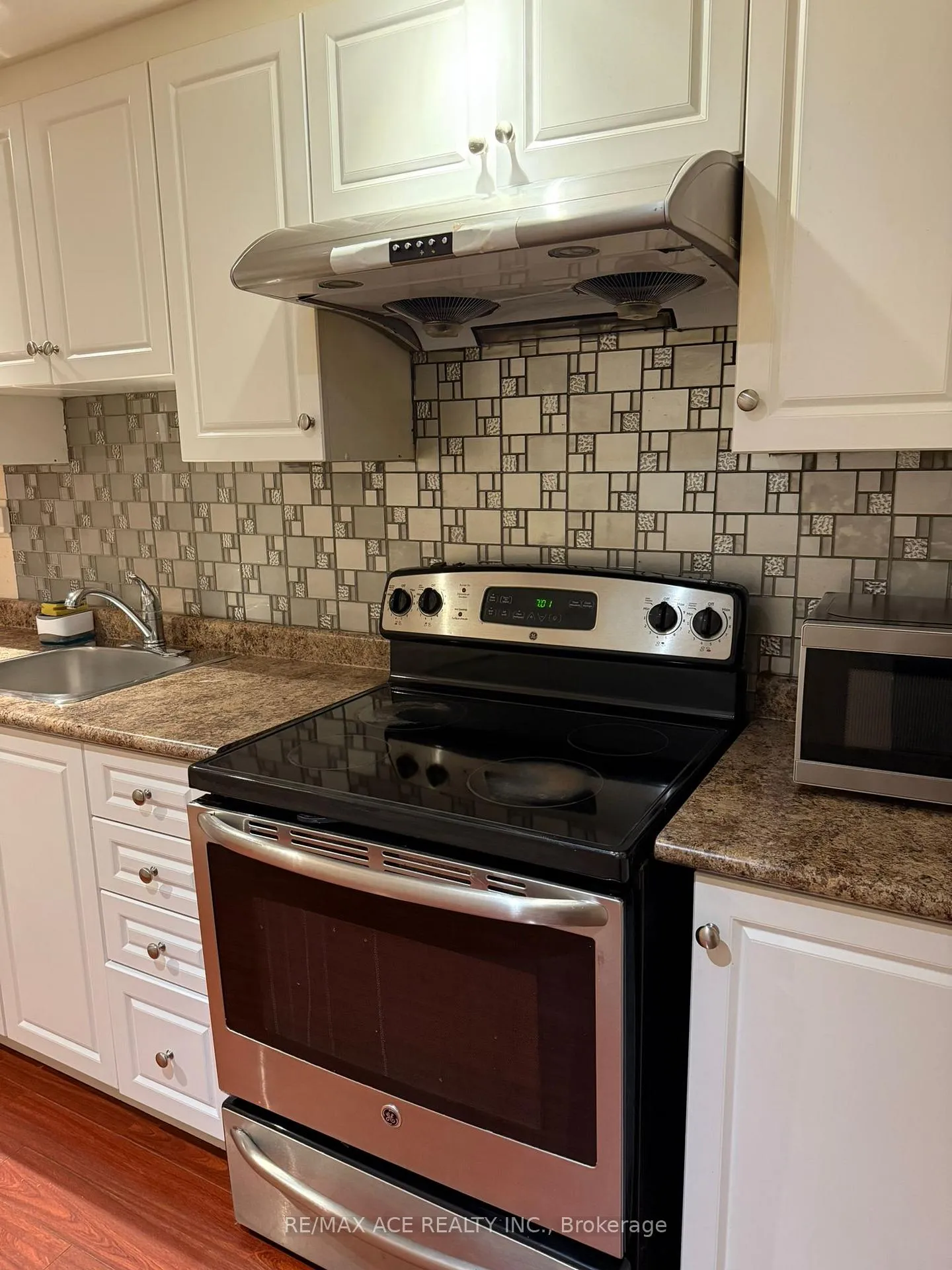 Photo 39 of 38 Pottery Crescent, Brampton, Northgate — HOMEH