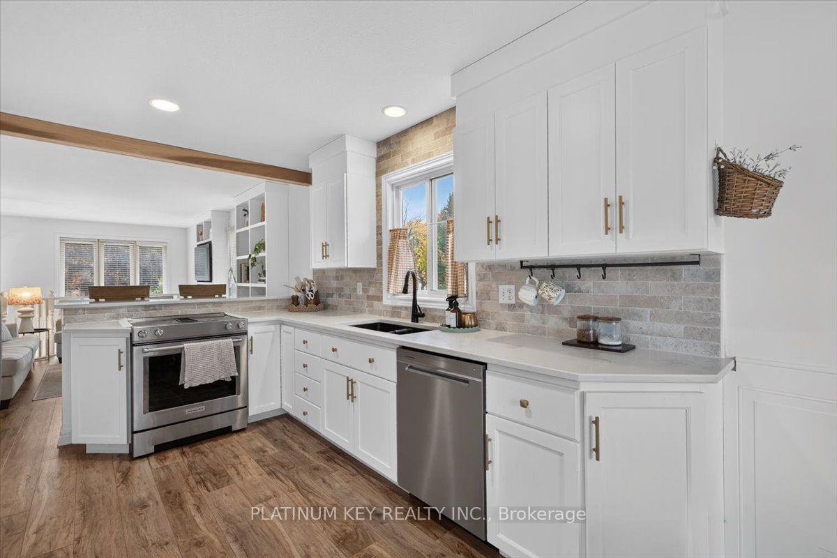 Photo 10 of 11 Allison Court, Strathroy-Caradoc, NE — HOMEH
