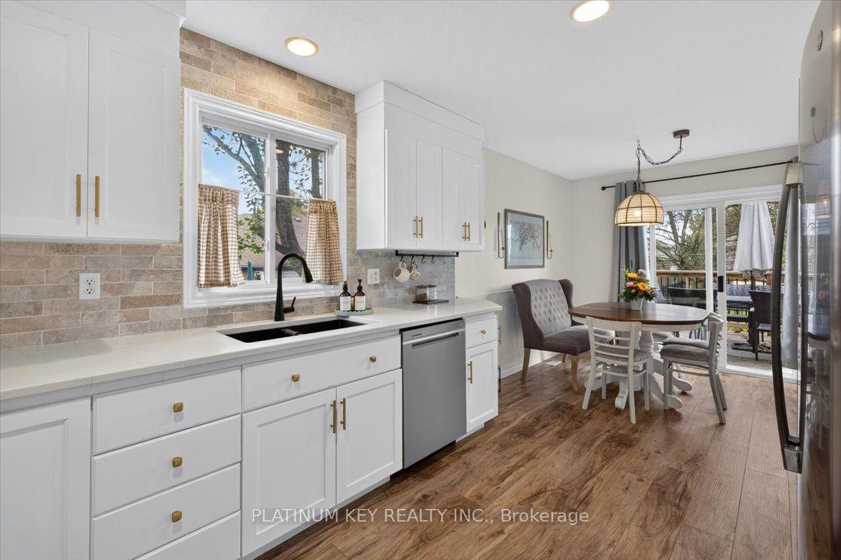 Photo 12 of 11 Allison Court, Strathroy-Caradoc, NE — HOMEH