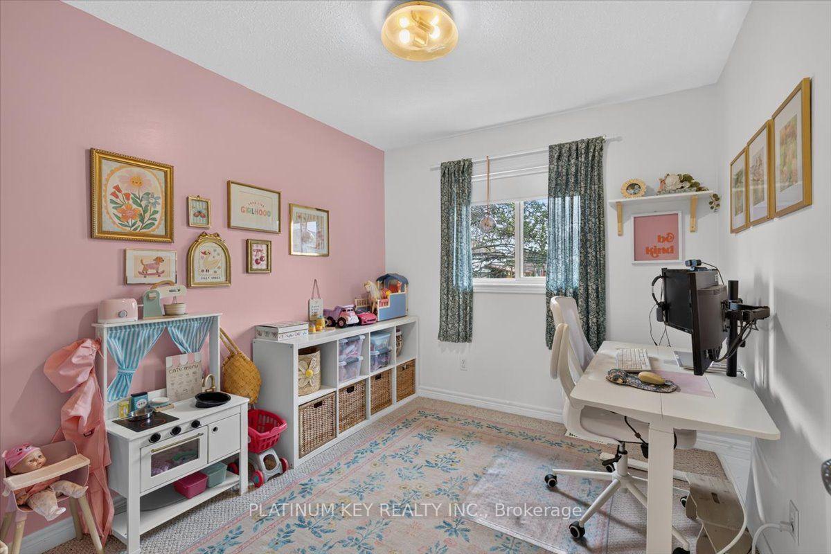 Photo 17 of 11 Allison Court, Strathroy-Caradoc, NE — HOMEH
