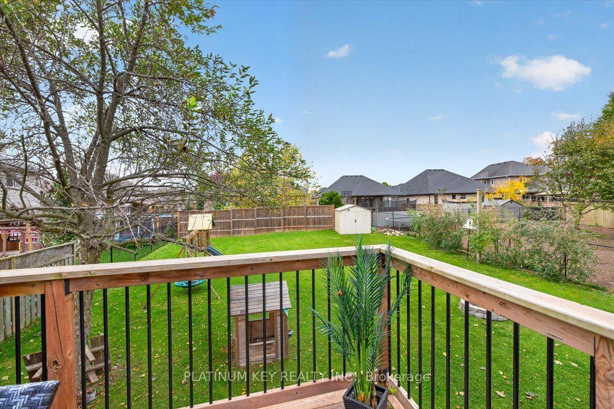 Photo 28 of 11 Allison Court, Strathroy-Caradoc, NE — HOMEH