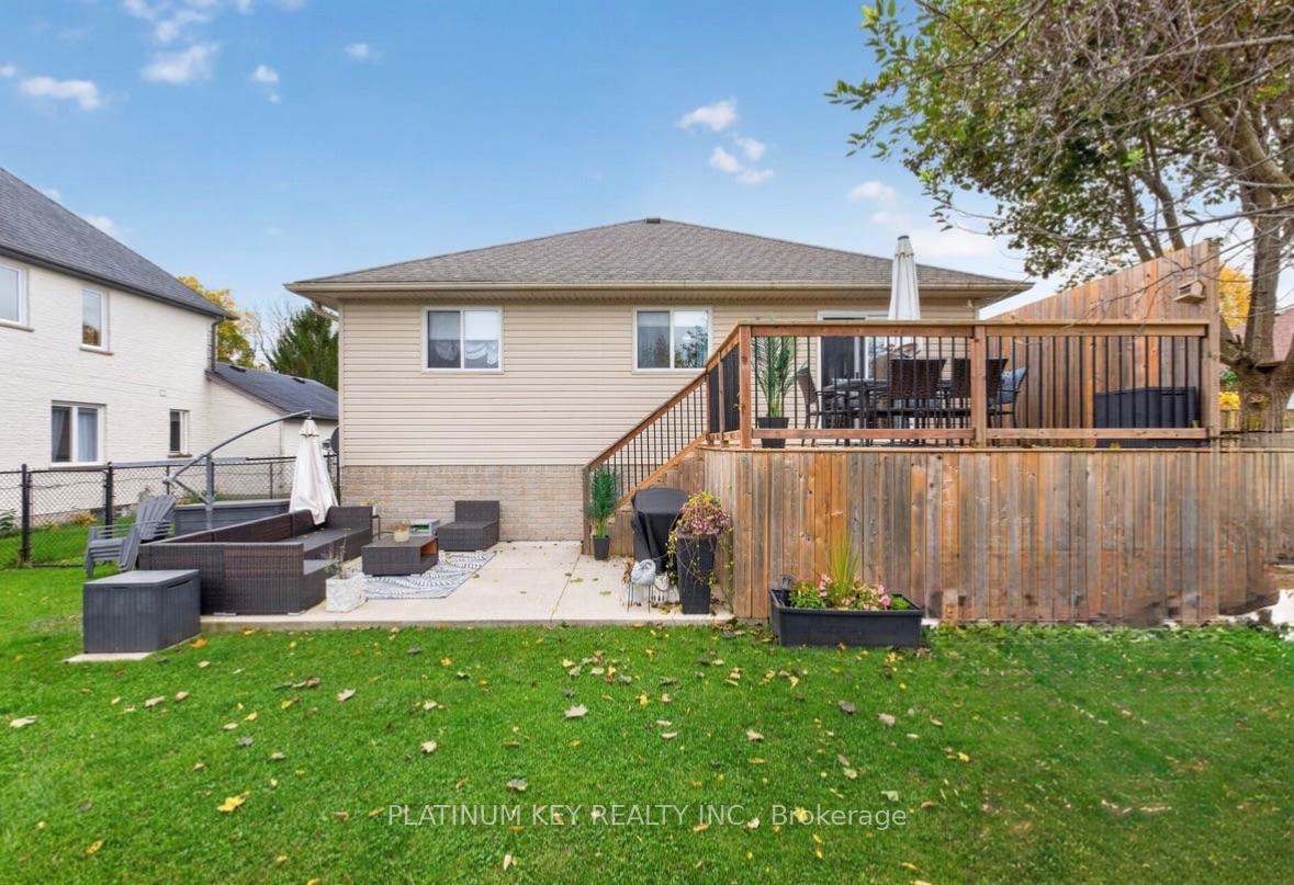 Photo 29 of 11 Allison Court, Strathroy-Caradoc, NE — HOMEH