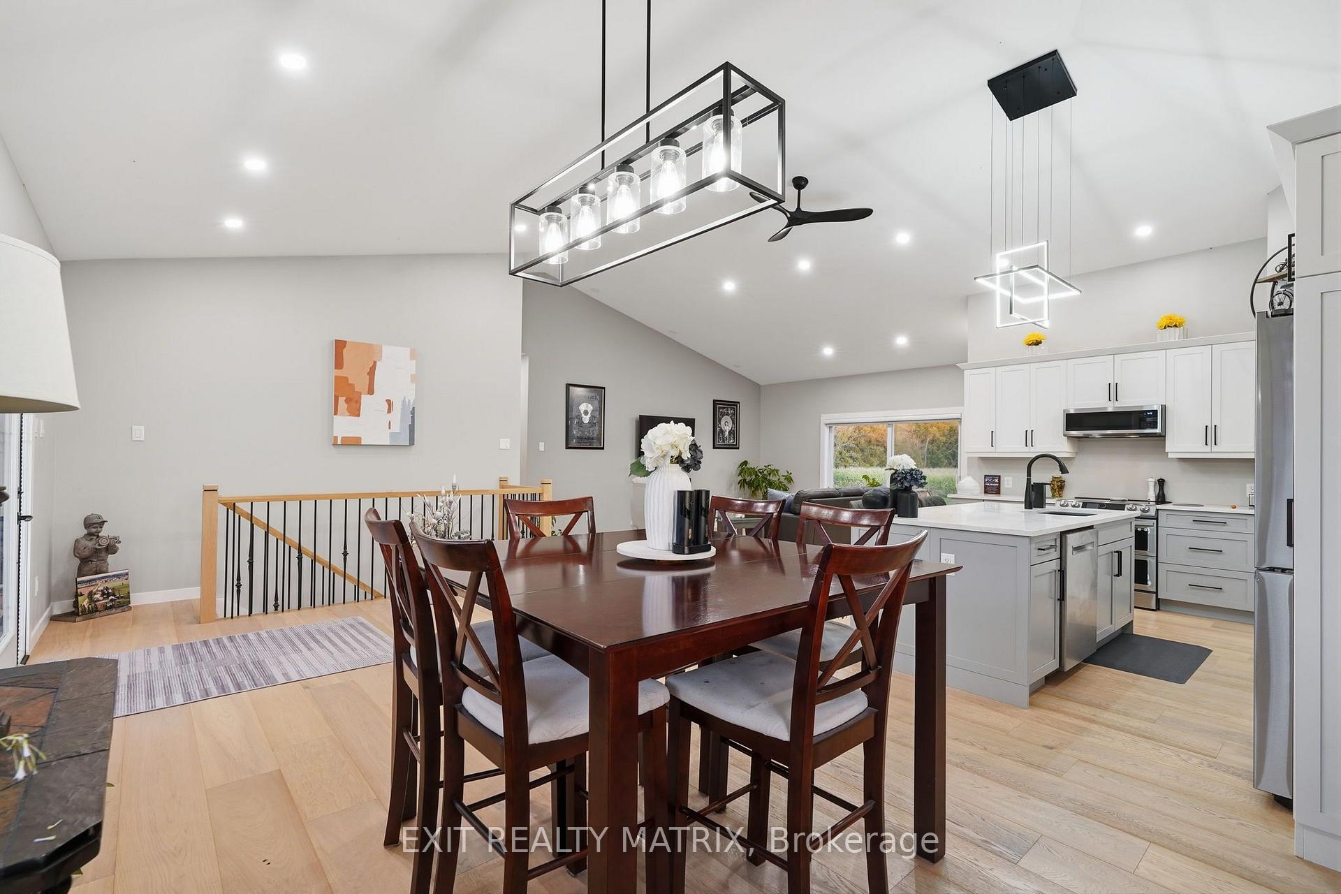 Photo 8 of 12340 Forest Road, South Dundas, South Dundas (Williamsburgh) Twp — HOMEH