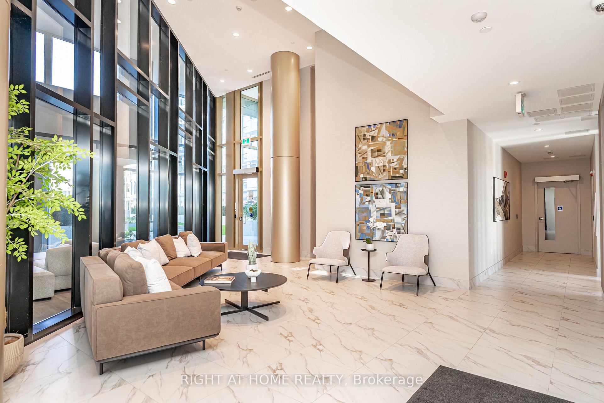 Photo 5 of Unit 510, 1005 Dundas Street E, Oakville, Joshua Meadows — HOMEH