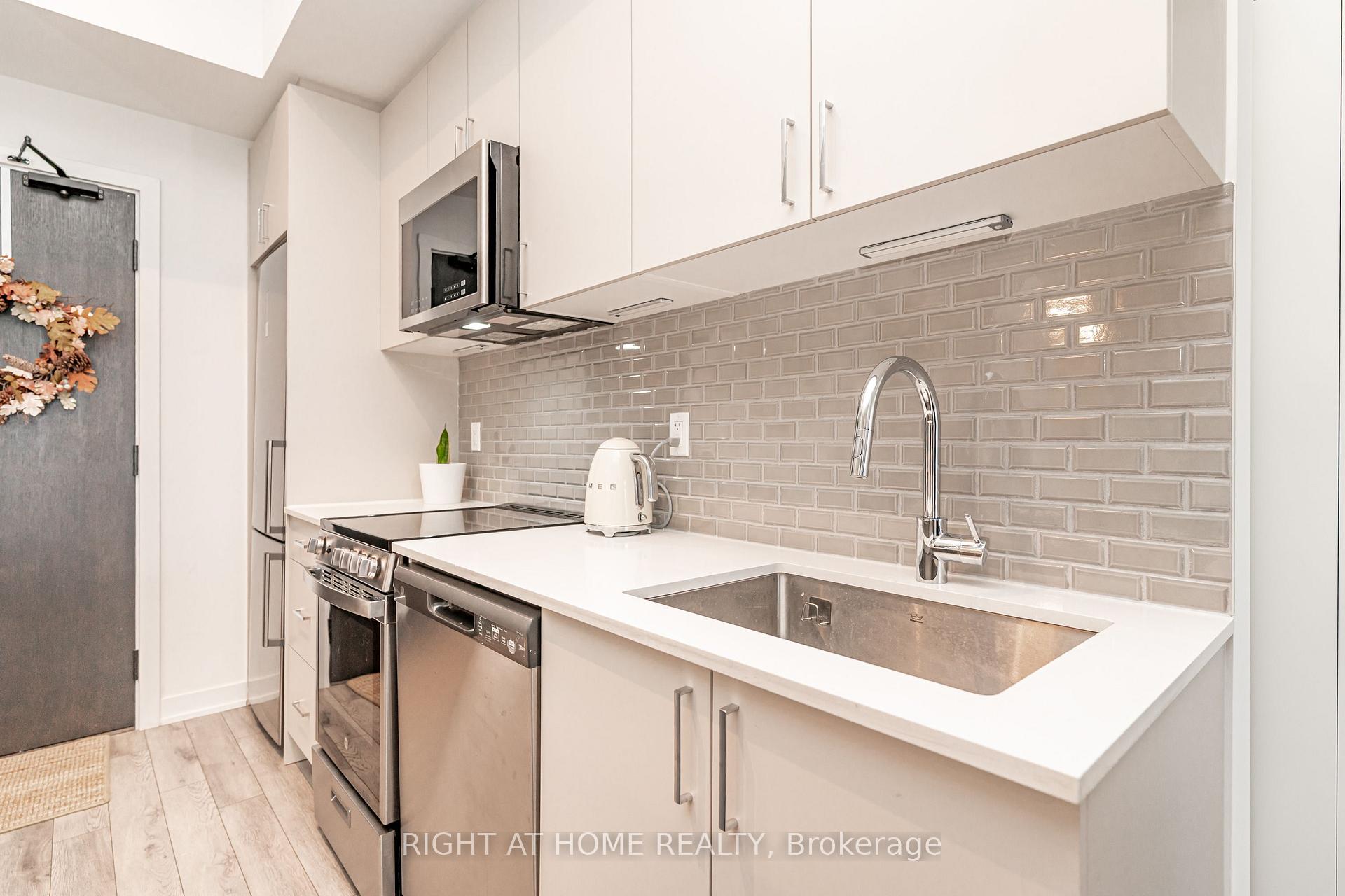 Photo 14 of Unit 510, 1005 Dundas Street E, Oakville, Joshua Meadows — HOMEH