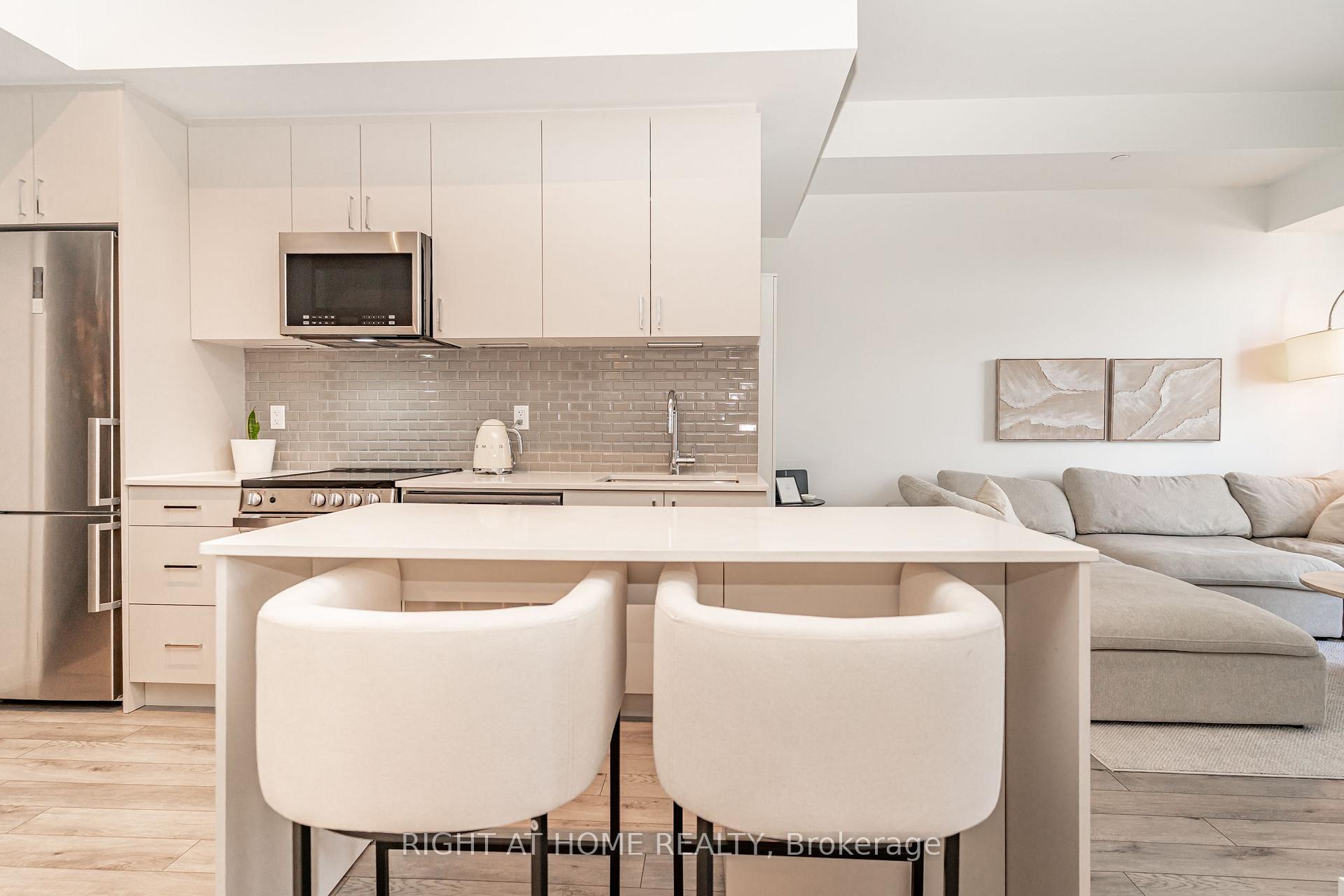 Photo 16 of Unit 510, 1005 Dundas Street E, Oakville, Joshua Meadows — HOMEH