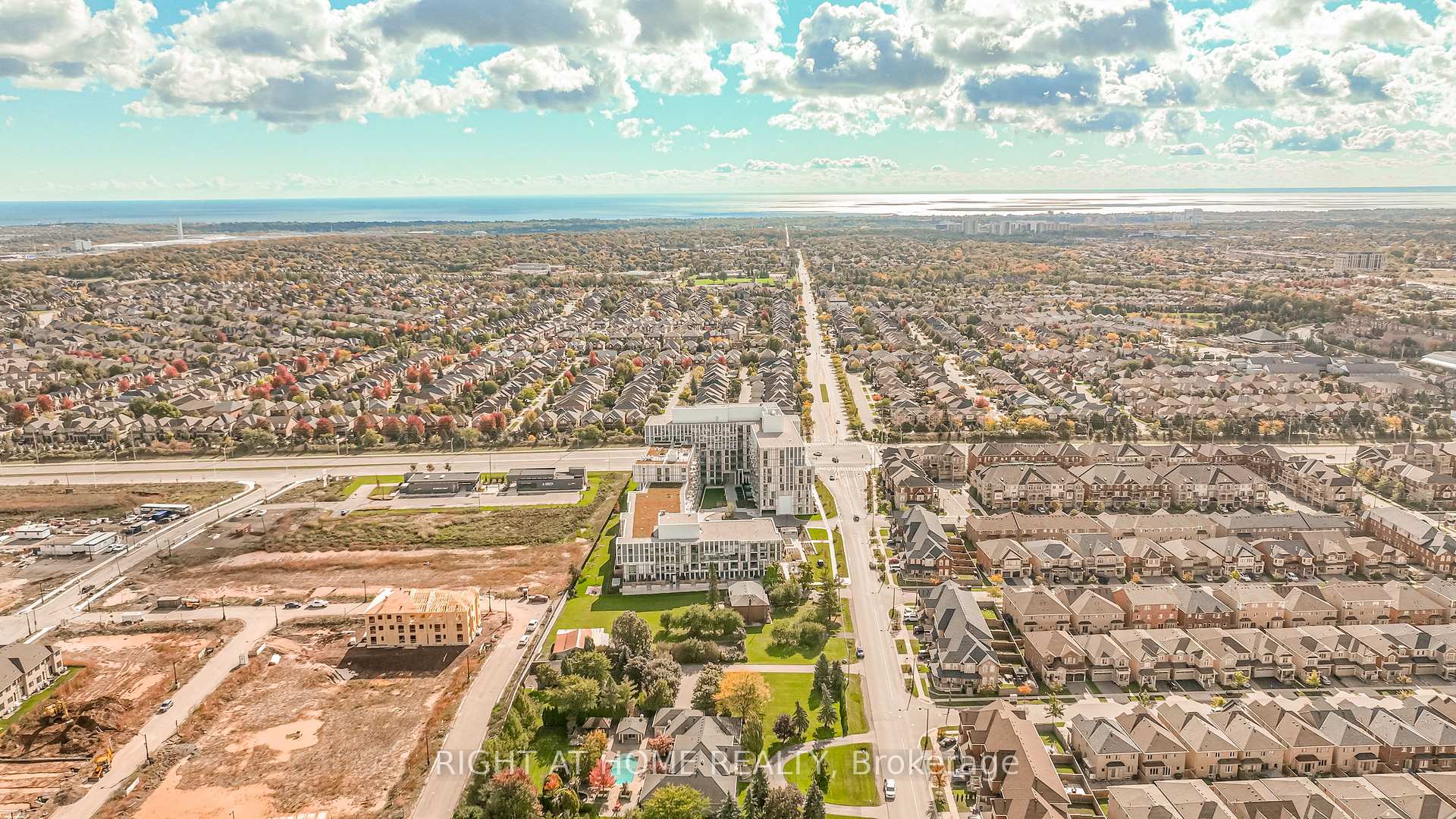 Photo 44 of Unit 510, 1005 Dundas Street E, Oakville, Joshua Meadows — HOMEH