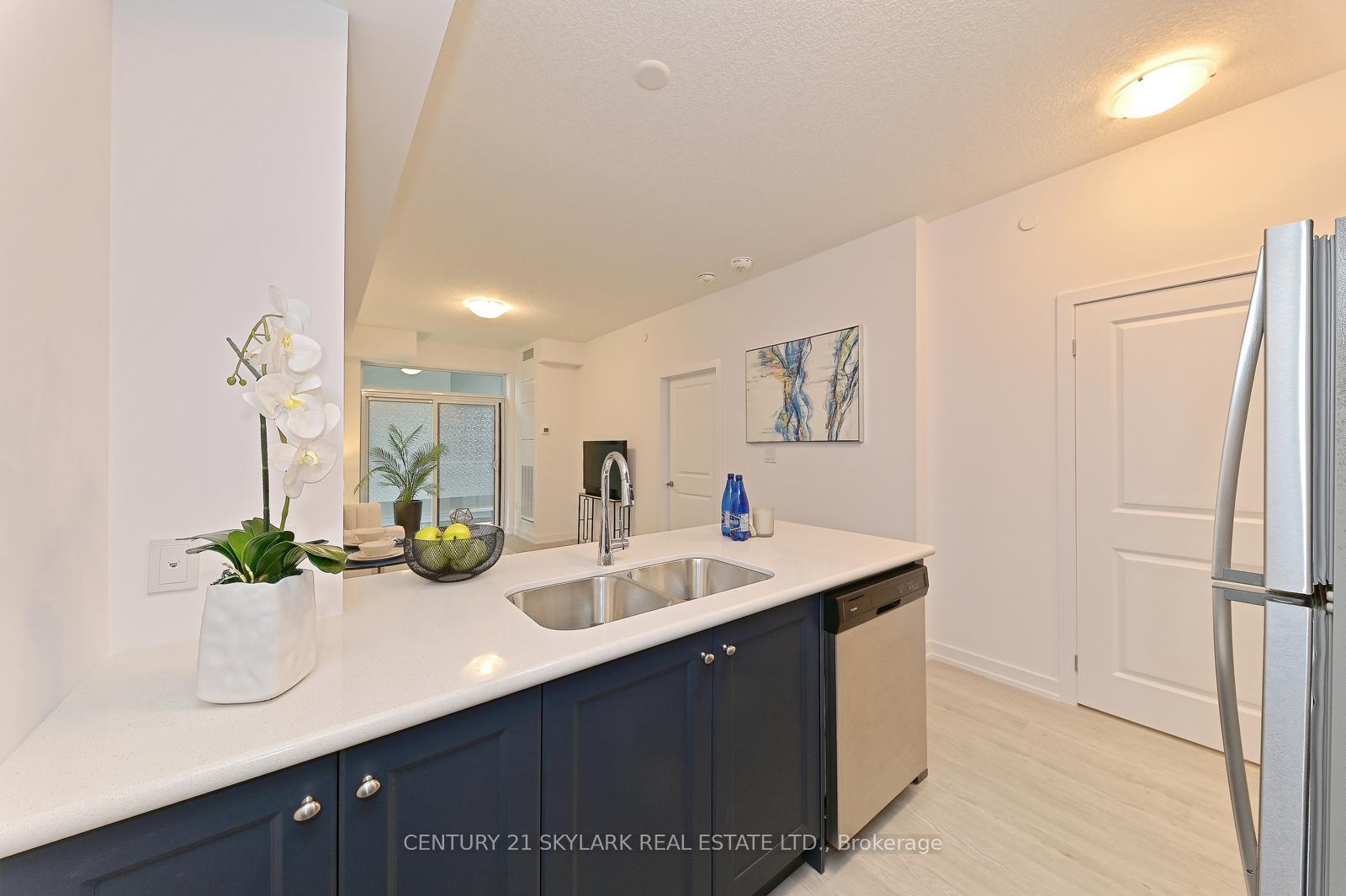 Photo 12 of Unit 401, 460 Dundas Street E, Hamilton, Waterdown — HOMEH