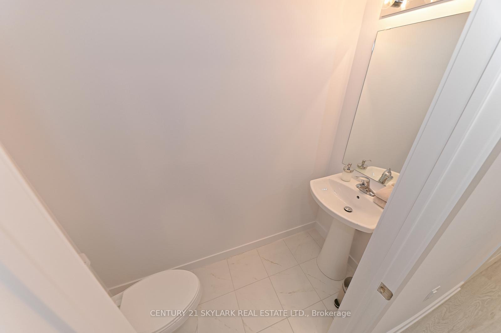 Photo 33 of Unit 401, 460 Dundas Street E, Hamilton, Waterdown — HOMEH