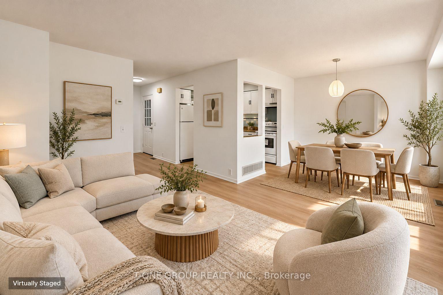 Photo 3 of 21 Madsen Crescent, Markham, Markville — HOMEH