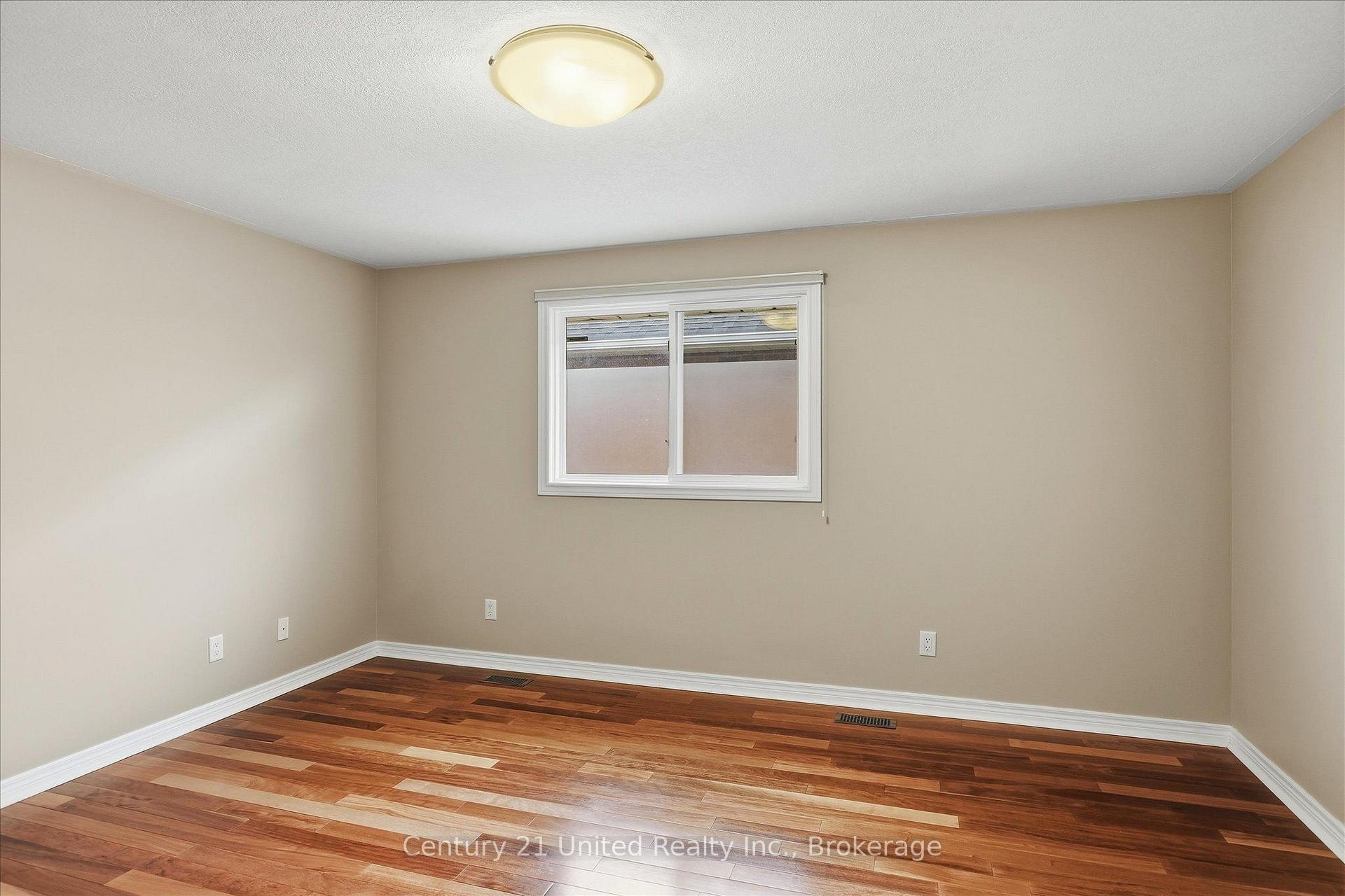 Photo 20 of 1688 Glenforest Boulevard, Peterborough, Monaghan Ward 2 — HOMEH