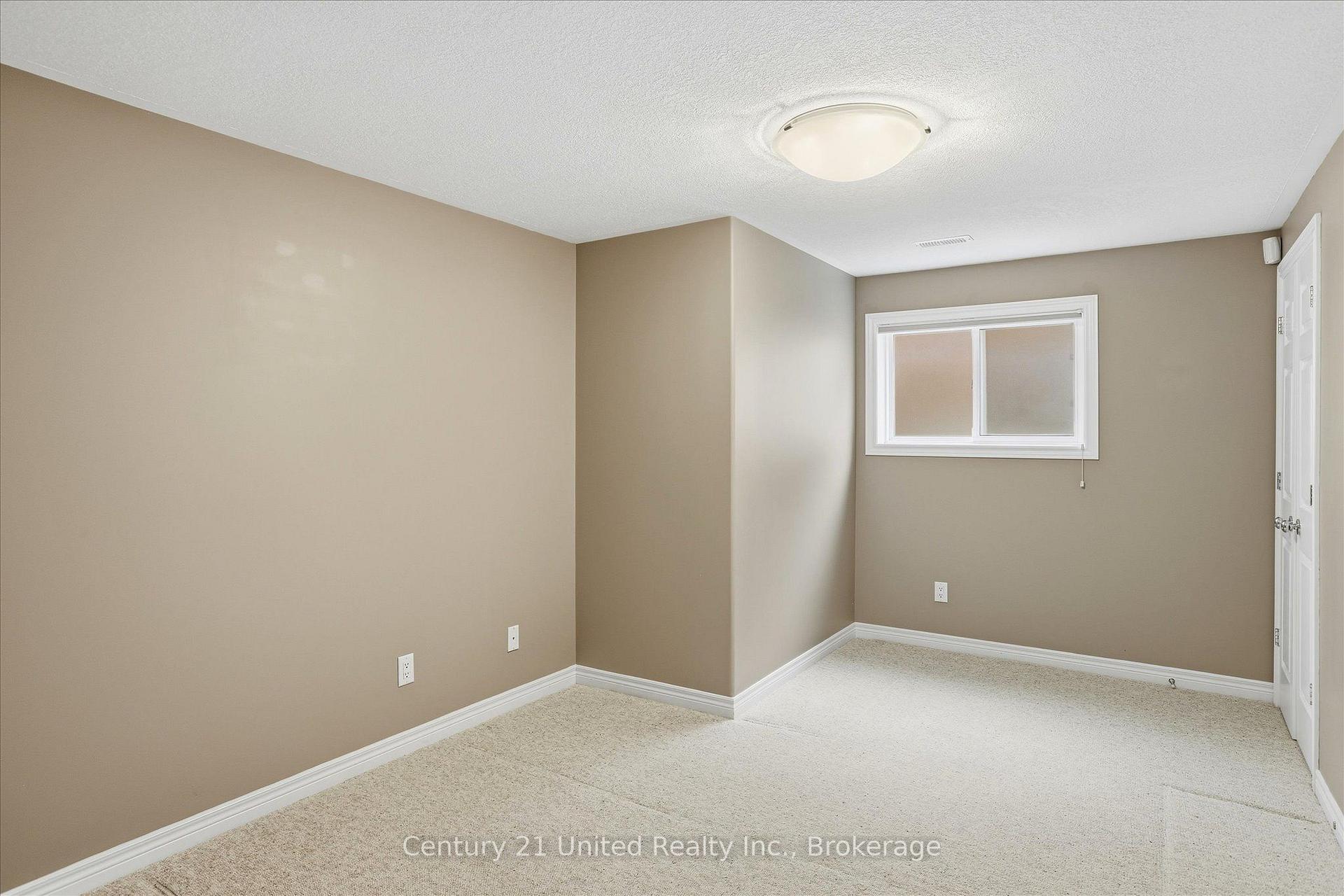 Photo 36 of 1688 Glenforest Boulevard, Peterborough, Monaghan Ward 2 — HOMEH
