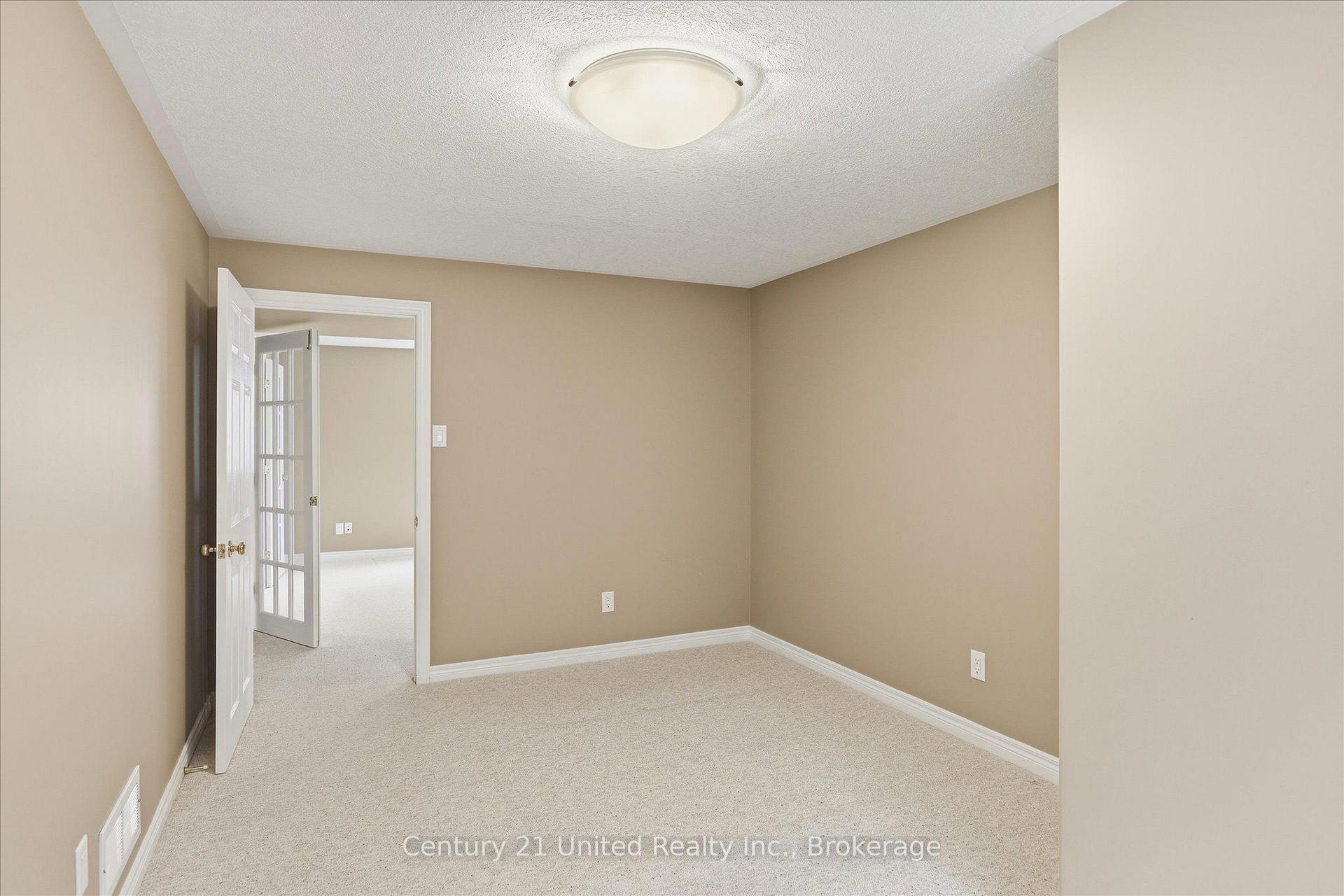 Photo 38 of 1688 Glenforest Boulevard, Peterborough, Monaghan Ward 2 — HOMEH