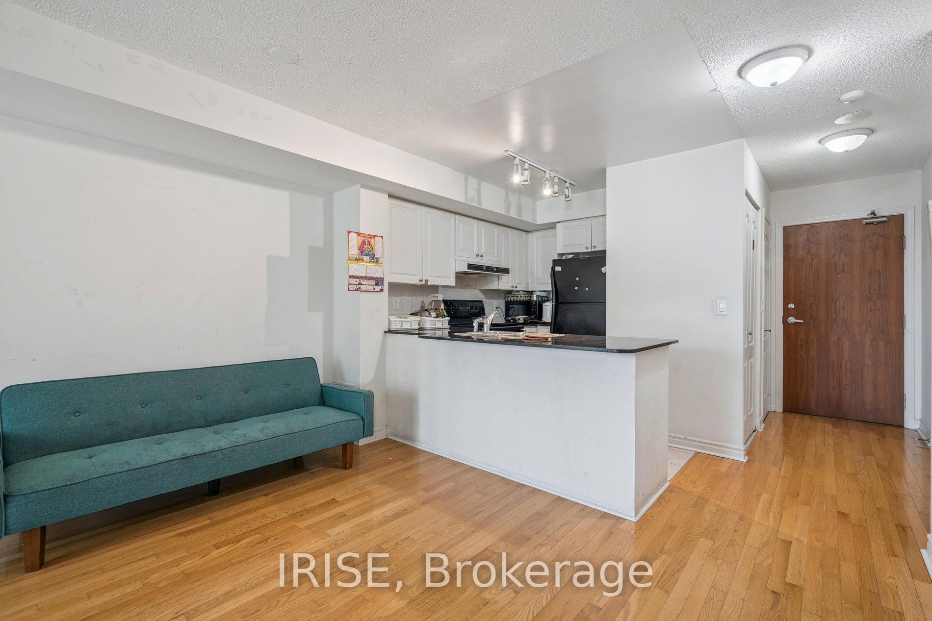 Photo 1 of Unit 411, 33 Elm Drive, Mississauga, City Centre — HOMEH