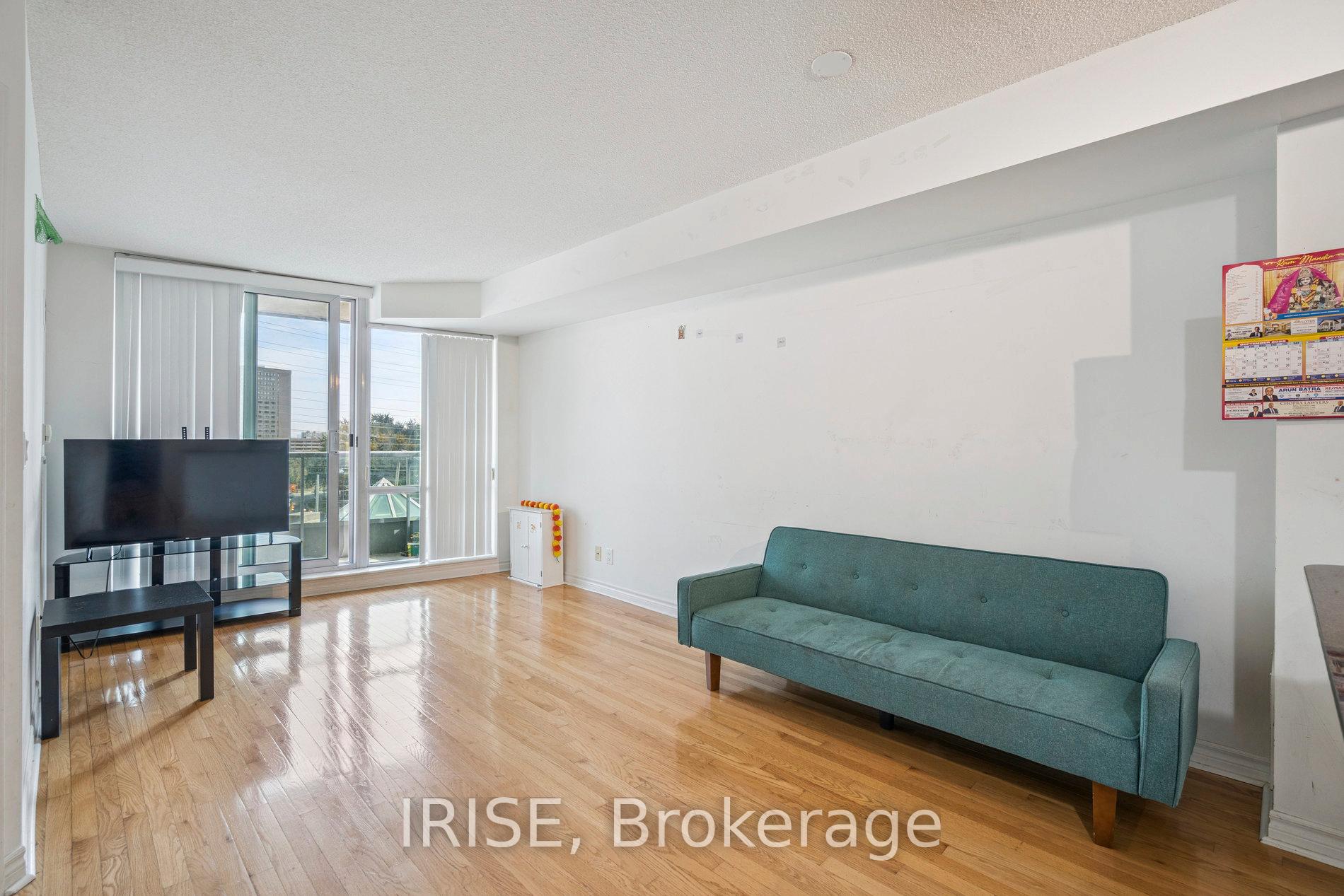 Photo 2 of Unit 411, 33 Elm Drive, Mississauga, City Centre — HOMEH