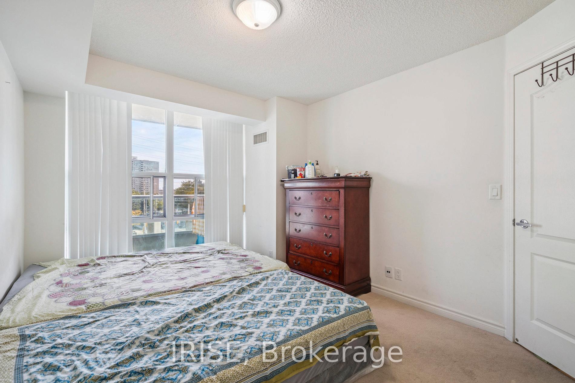 Photo 15 of Unit 411, 33 Elm Drive, Mississauga, City Centre — HOMEH