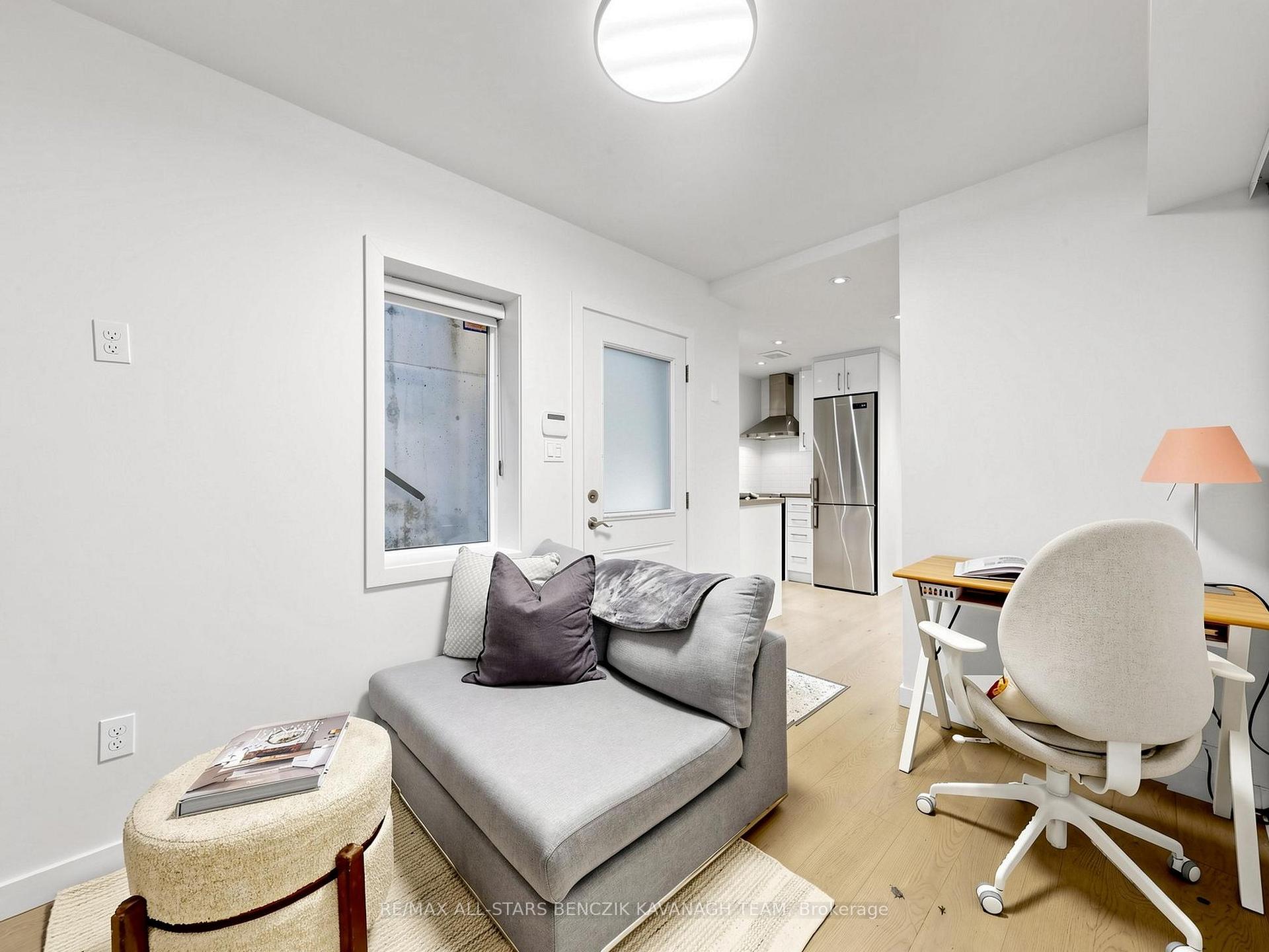 Photo 17 of 209 Marlborough Place, Toronto, The Annex — HOMEH
