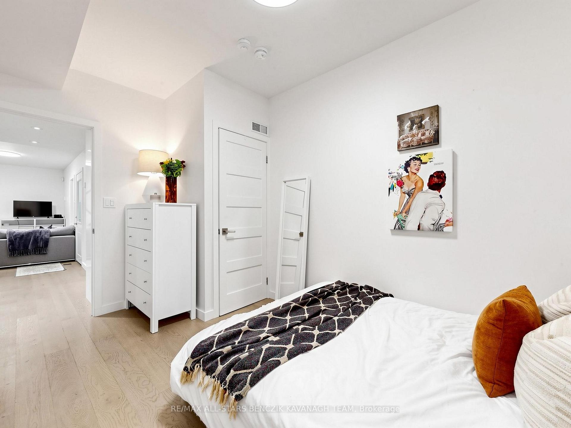 Photo 20 of 209 Marlborough Place, Toronto, The Annex — HOMEH