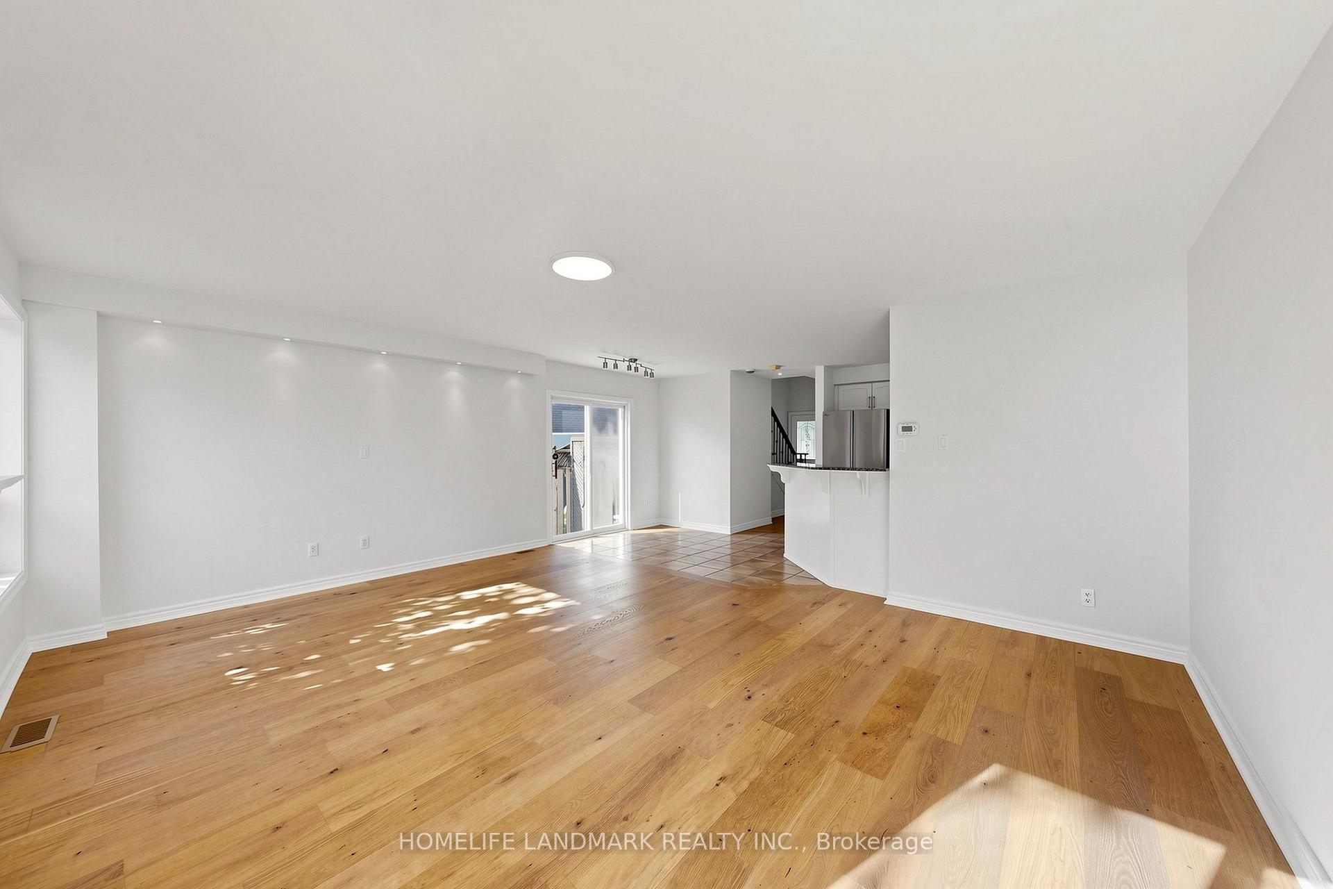 Photo 6 of 183 Freemont Street, Vaughan, Patterson — HOMEH