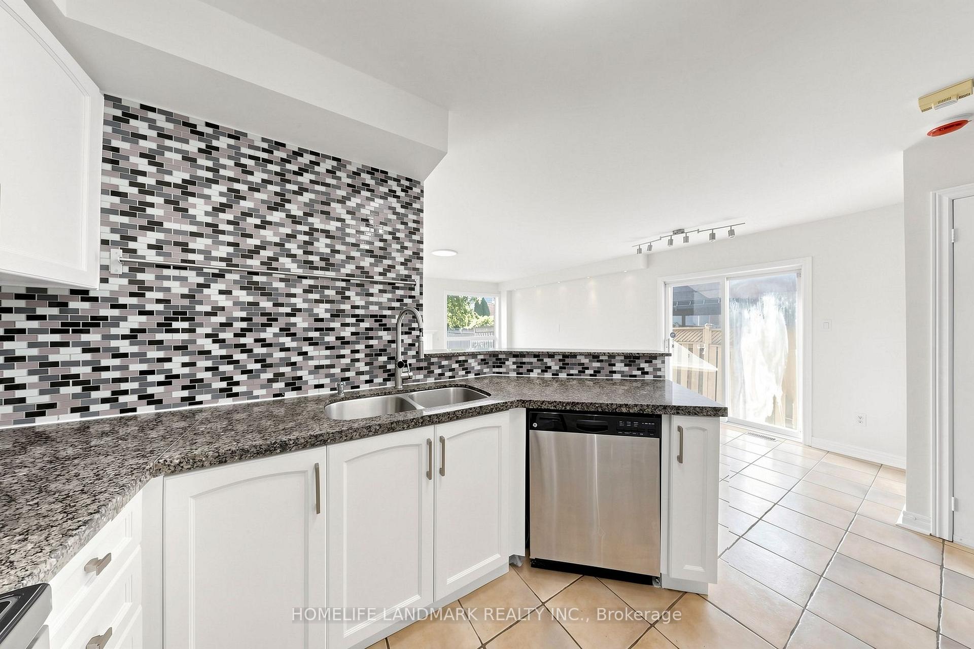 Photo 8 of 183 Freemont Street, Vaughan, Patterson — HOMEH