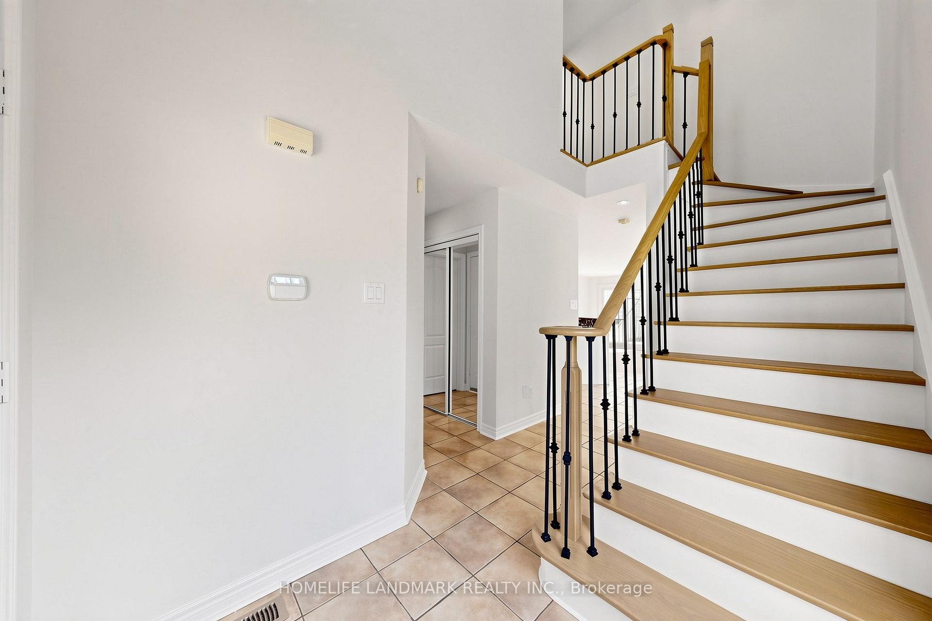Photo 11 of 183 Freemont Street, Vaughan, Patterson — HOMEH