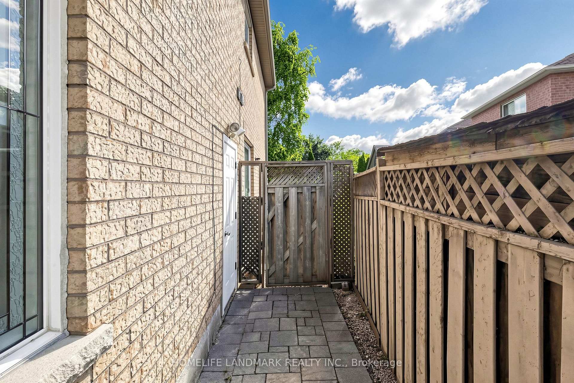 Photo 27 of 183 Freemont Street, Vaughan, Patterson — HOMEH