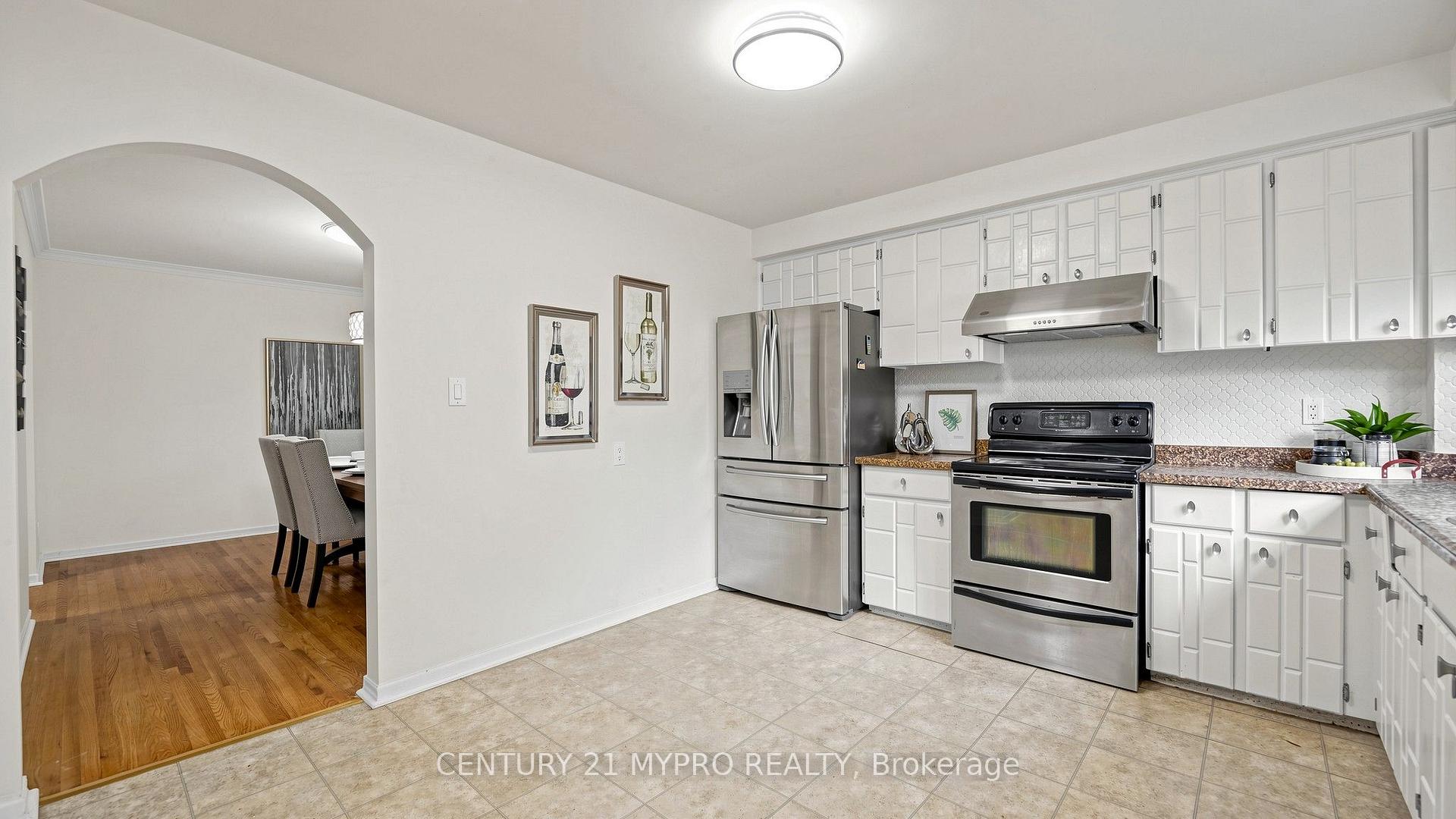 Photo 14 of 23 Forest Park Crescent, Markham, Royal Orchard — HOMEH