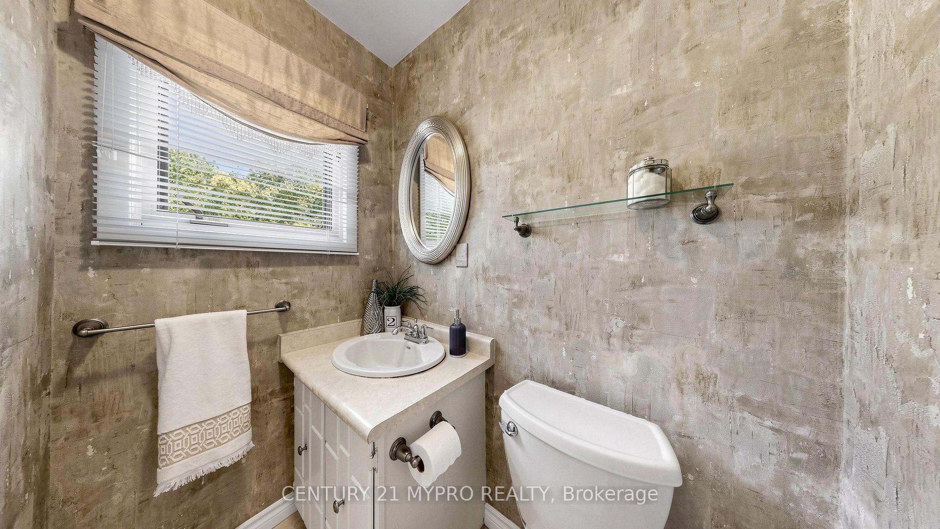 Photo 18 of 23 Forest Park Crescent, Markham, Royal Orchard — HOMEH
