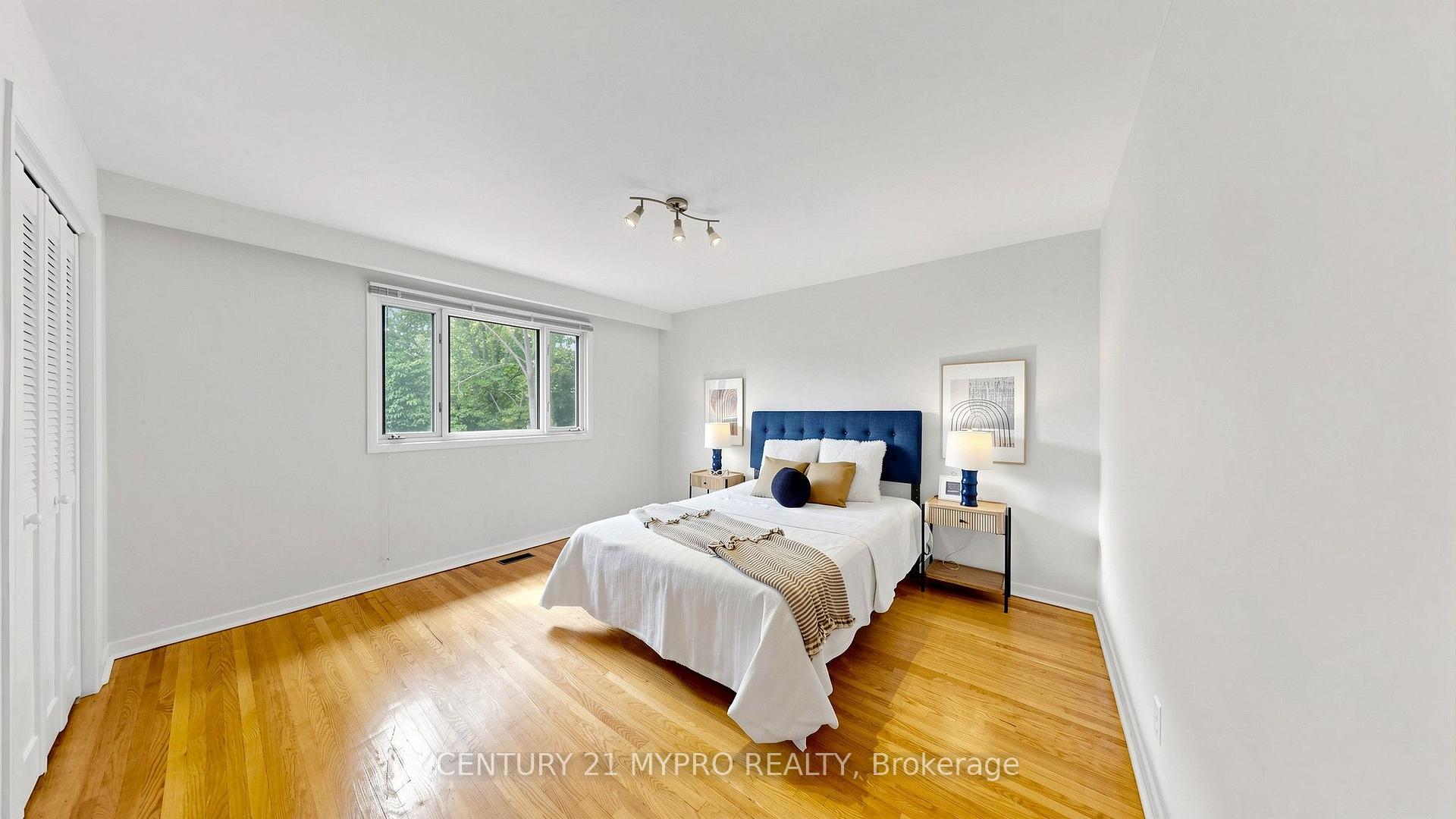 Photo 19 of 23 Forest Park Crescent, Markham, Royal Orchard — HOMEH