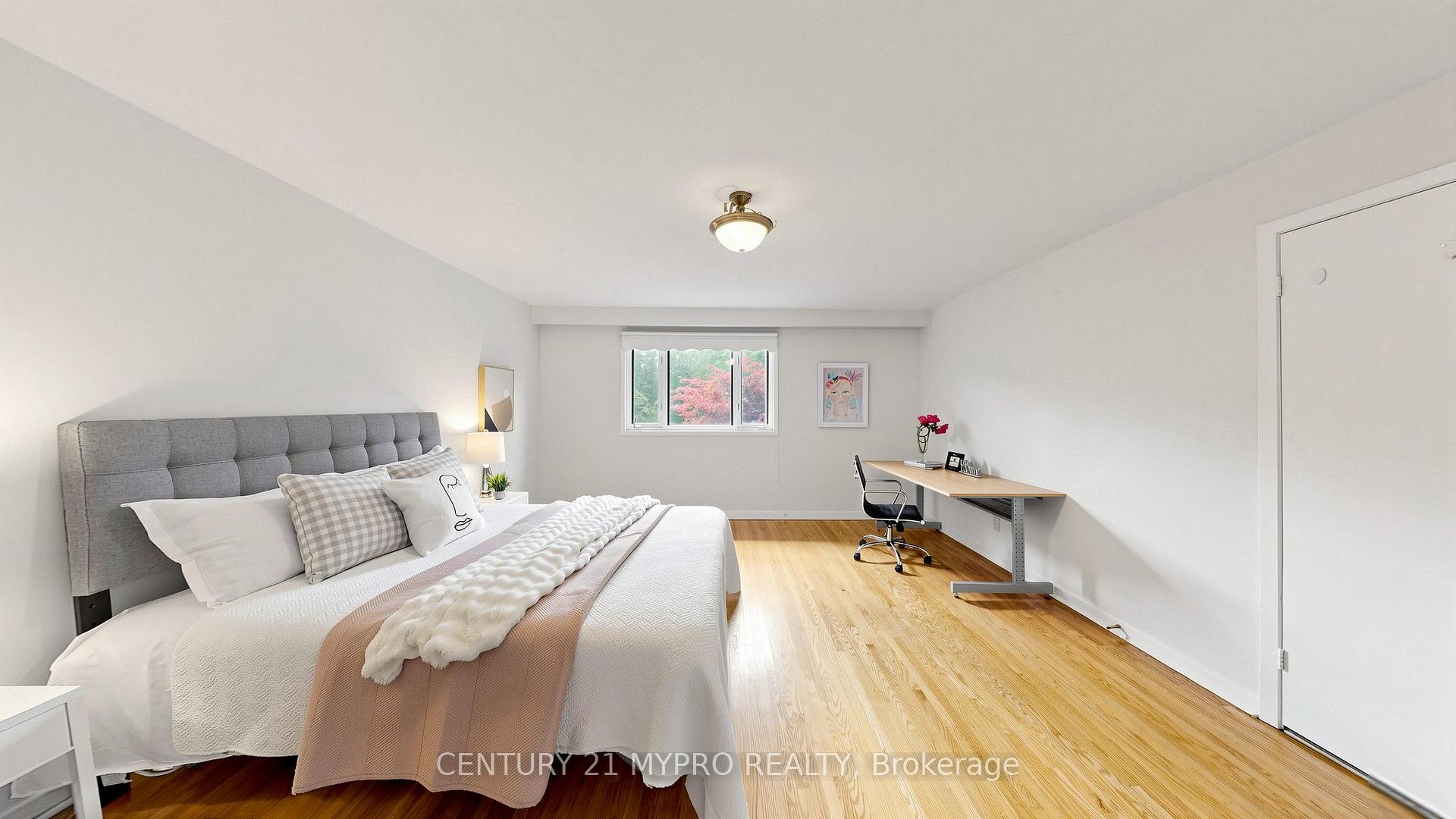 Photo 21 of 23 Forest Park Crescent, Markham, Royal Orchard — HOMEH