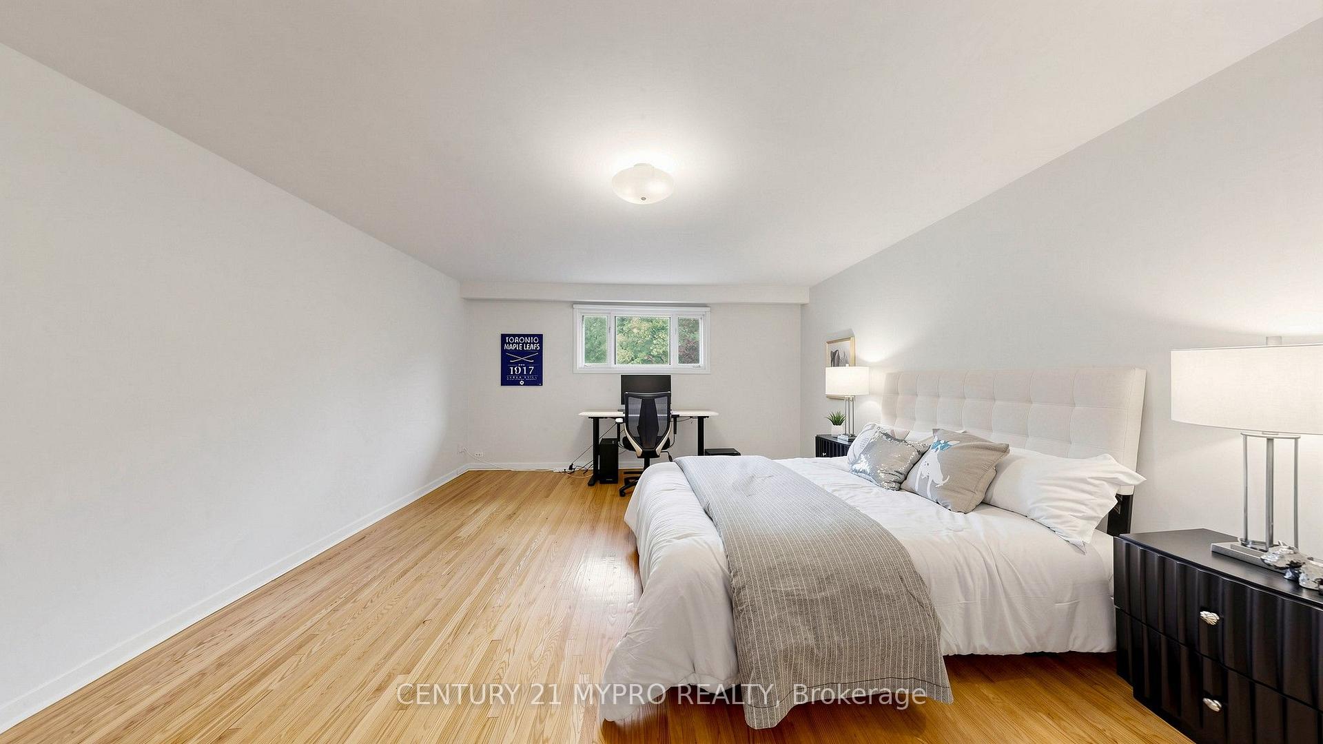 Photo 23 of 23 Forest Park Crescent, Markham, Royal Orchard — HOMEH