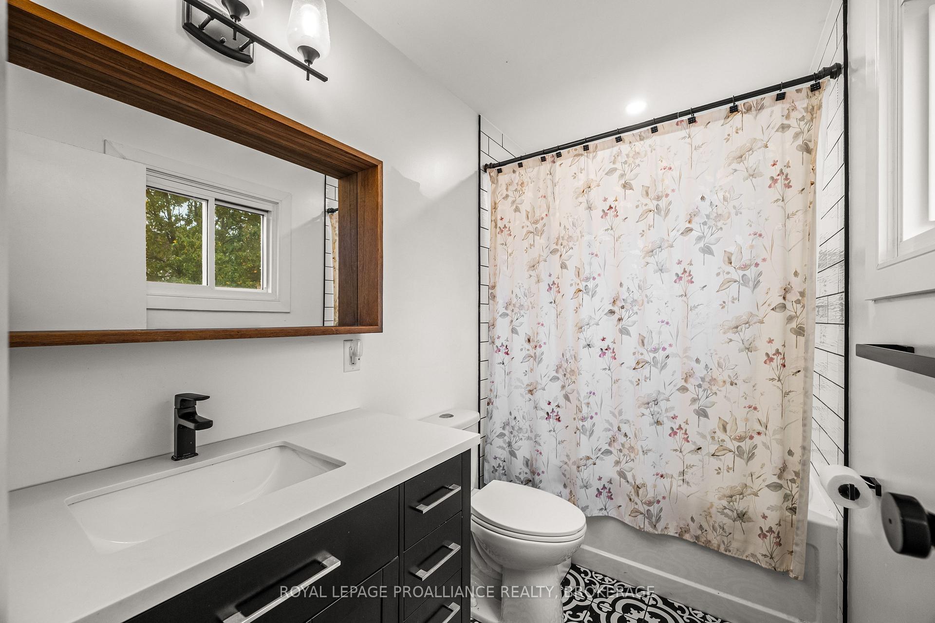 Photo 16 of 879 Beaconhill Court, Kingston, North of Taylor-Kidd Blvd — HOMEH